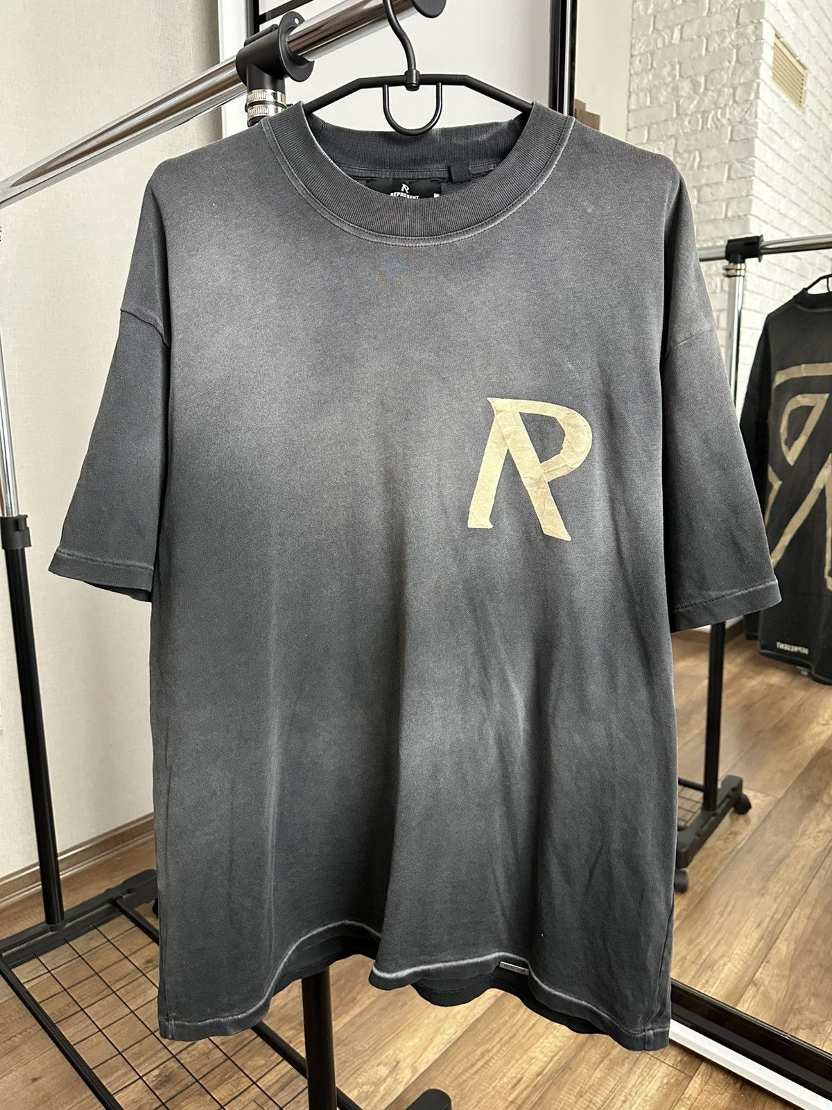 Represent Clo. Represent Clo T-Shirt Tee Big Logo Faded Size US M / EU 48-50 / 2 - 6 Thumbnail