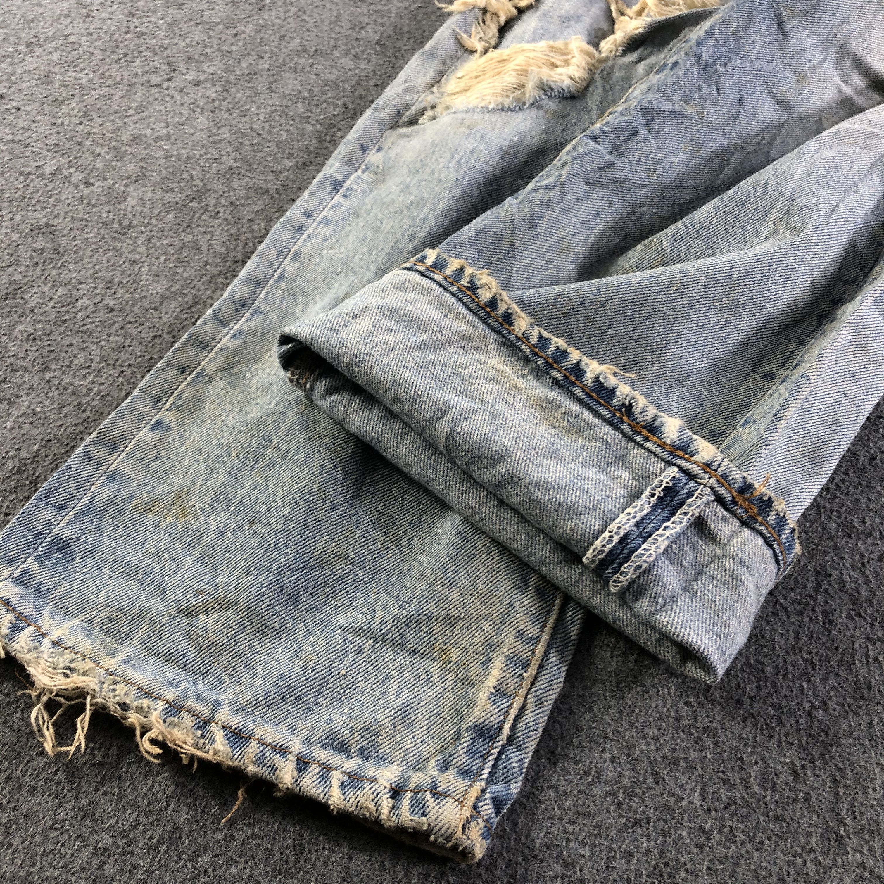 Levi's 90s Vintage Distress Levis 501 Jeans-J3849 Size US 30 / EU 46 - 6 Thumbnail