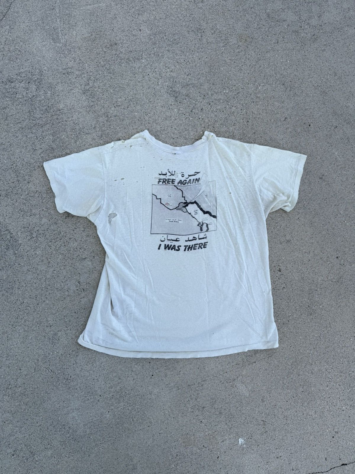 Hard Rock Cafe Vintage Hard Rock Cafe Baghdad Tee Size US M / EU 48-50 / 2 - 3 Thumbnail