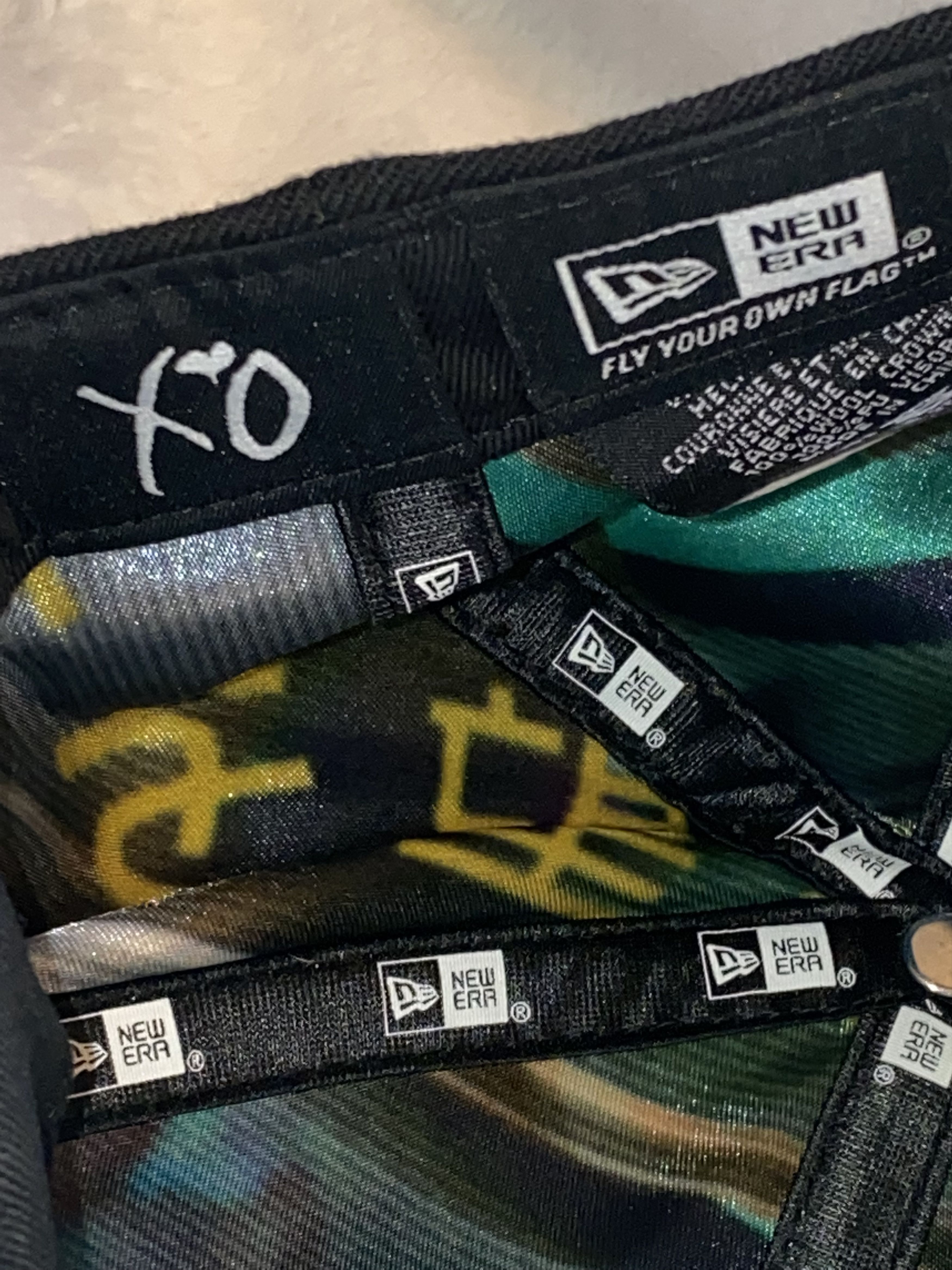 New Era × The Weeknd × XO new era x kiss land the weeknd Size ONE SIZE - 5 Thumbnail
