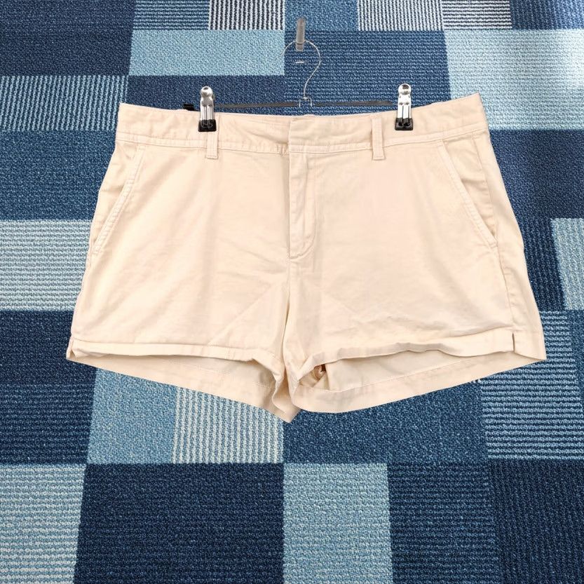 Gap Gap Womens Shorts Beige Hot Pants Flat Front Cotton Blend Pockets Size 4 Size 24" / US 00 / IT 34 - 1 Thumbnail