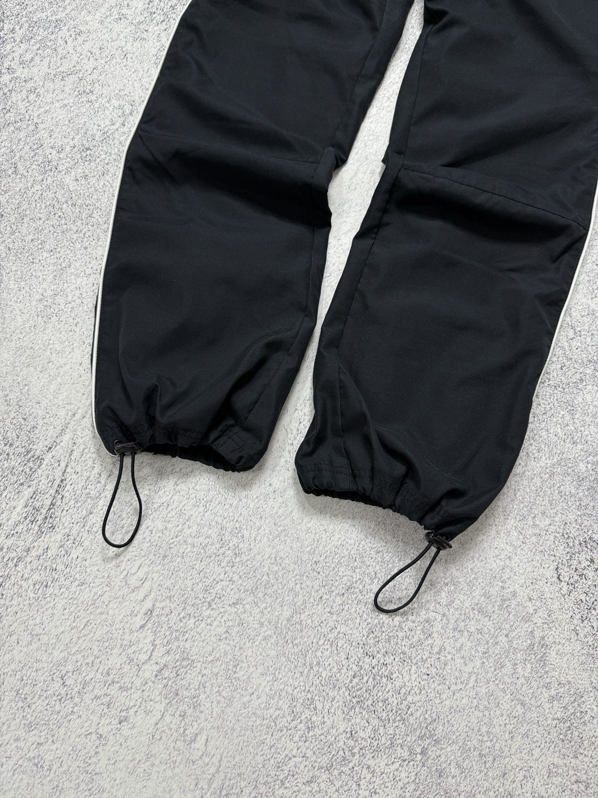 Nike OOs Nike Vintage Nylon Baggy Swoosh Parachute Track Pants Size US 32 / EU 48 - 3 Thumbnail