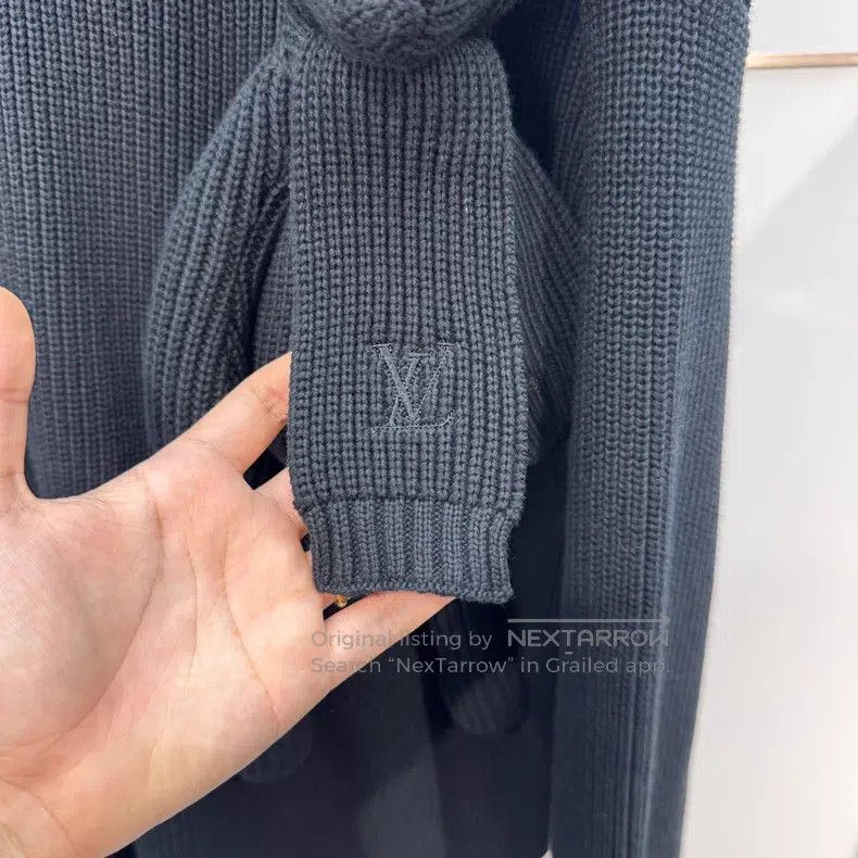 Louis Vuitton Louis Vuitton Black teddy bear sweater Size US S / EU 44-46 / 1 - 3 Thumbnail