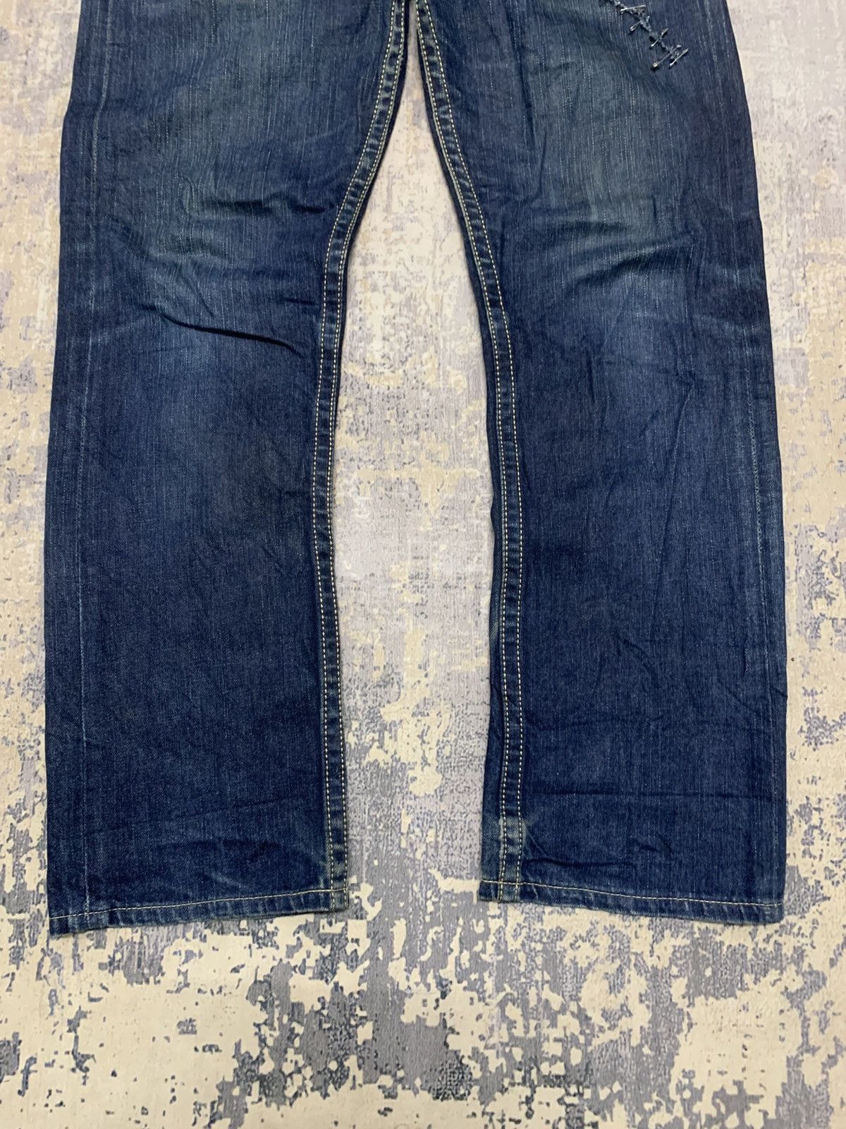 Japanese Brand Urban Research Safety Pin Custom Indigo Blue Denim Jeans Size US 33 - 4 Thumbnail
