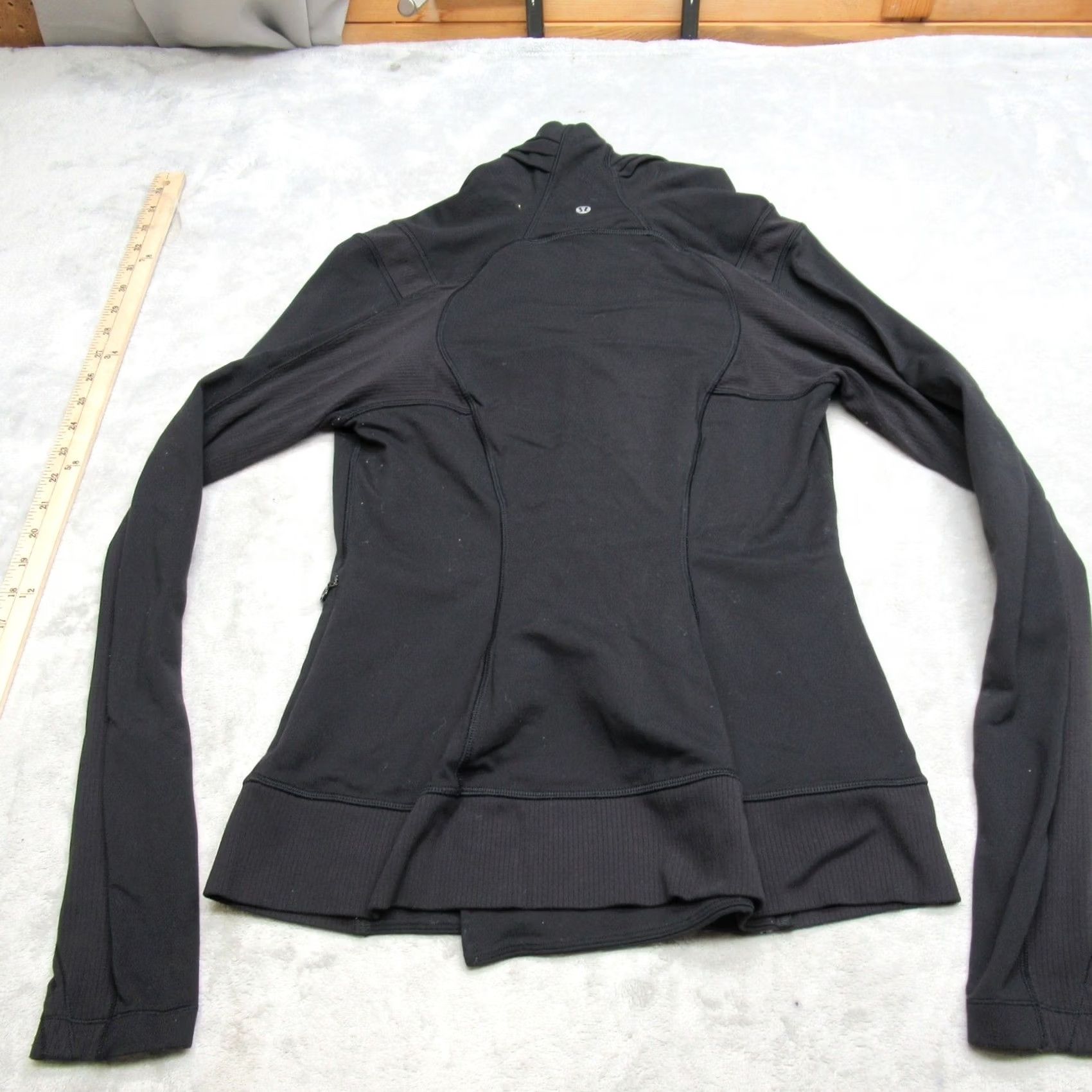 Lululemon Lululemon Jacket Womens 8 Black Bhakti Yoga Track Jog Run Gym Running Wicking Size M / US 6-8 / IT 42-44 - 3 Thumbnail