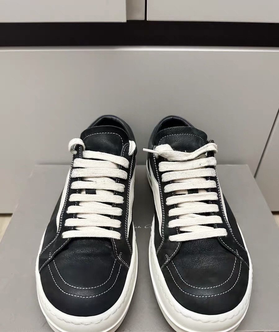 Rick Owens Rick Owens mainline black & white low-top, pebbled leather Size US 7 / EU 40 - 2 Thumbnail