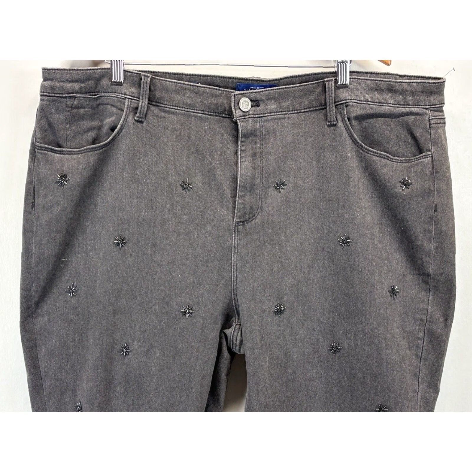 Talbots TALBOTS Special Edition High Rise Jegging Ankle Jeans 24W Plus Faded Black Gray Beaded Womens Size 42" / US 20 - 2 Thumbnail
