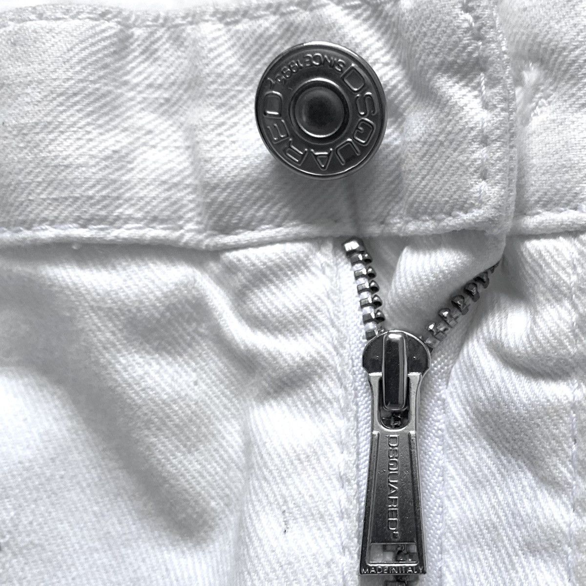 Dsquared2 Dsquared2 Archival SS'08 White Denim Shorts Vintage Jeans Size US 34 / EU 50 - 12 Thumbnail