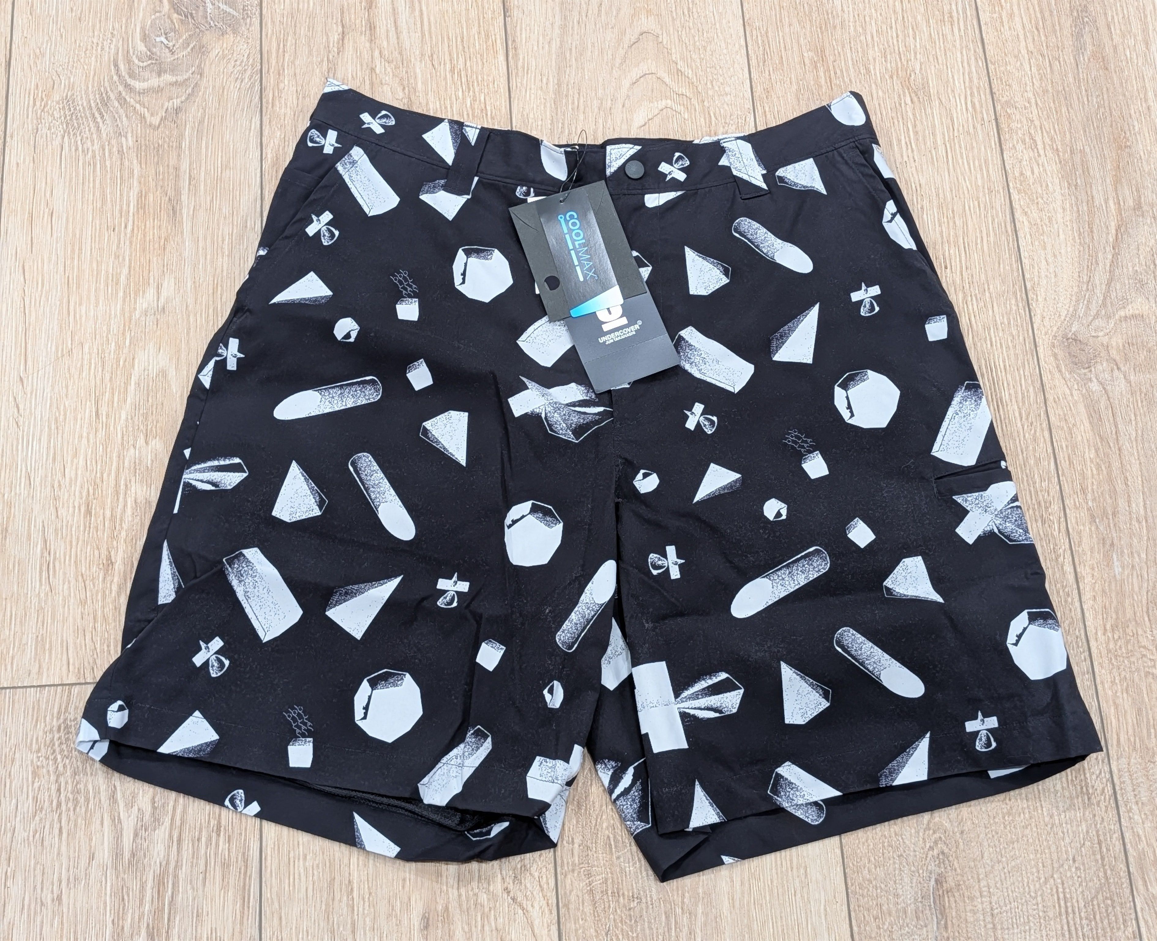 Undercover UNDERCOVER Abstract Geometric Shorts Black/Multi Medium Size US 32 / EU 48 - 1 Thumbnail
