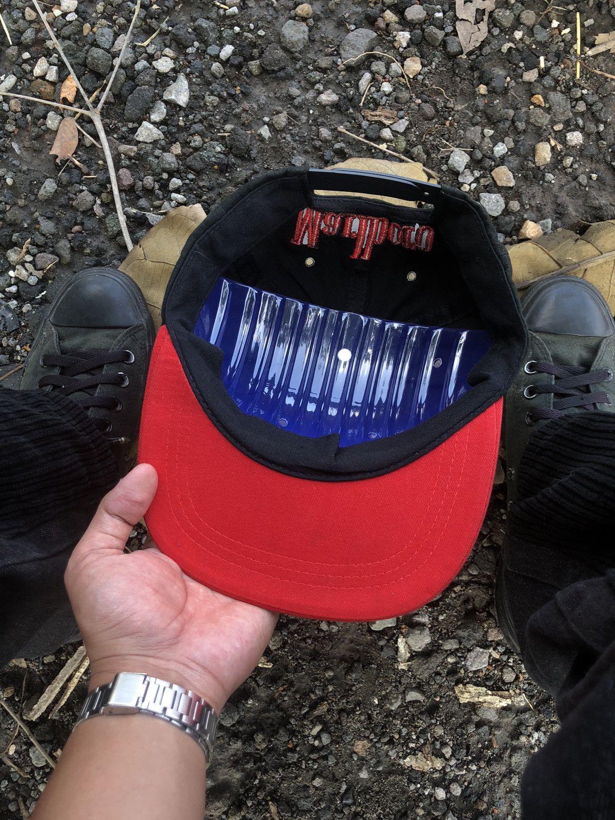 Marlboro Adventure Team 🔥RARE🔥 VINTAGE MARLBORO ADVENTURE TEAM LIZARD Size ONE SIZE - 11 Thumbnail