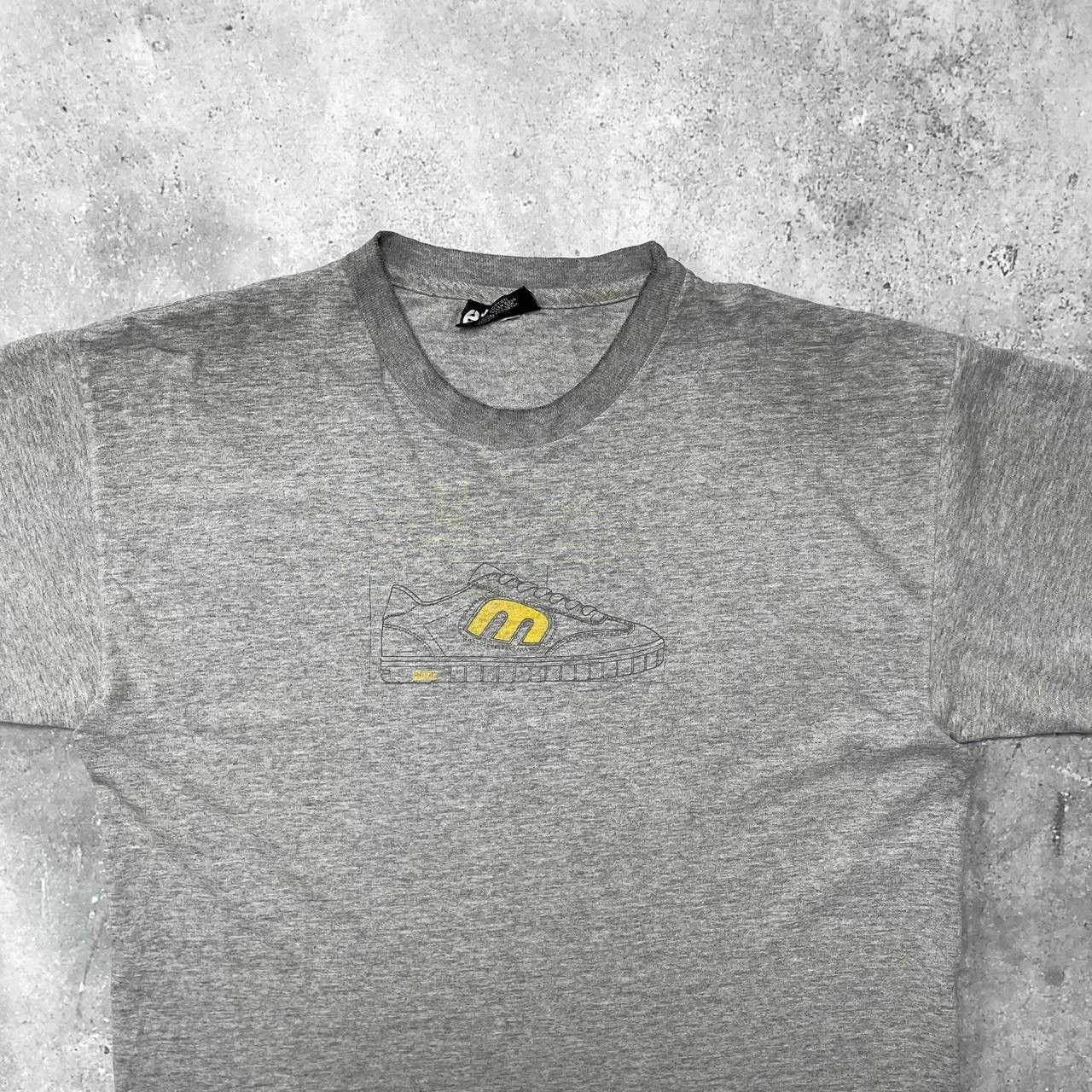 Vintage Vintage 90s Etnies Icon Promo Shoes Trashed T Shirt Gray Size US L / EU 52-54 / 3 - 3 Thumbnail