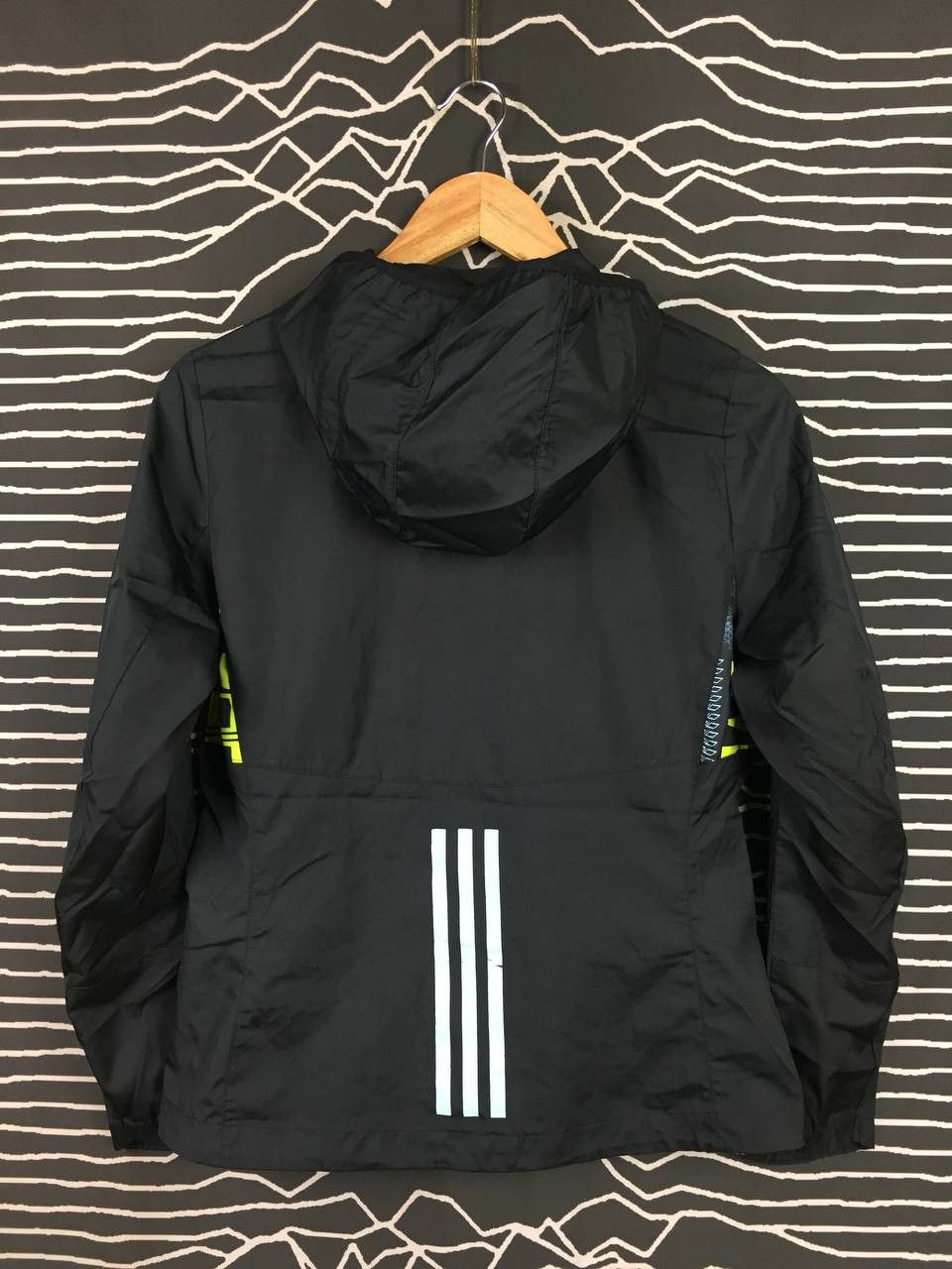 Adidas Adidas Black Tokyo Running Graphic Windbreaker Jacket Hooded Size US S / EU 44-46 / 1 - 6 Thumbnail