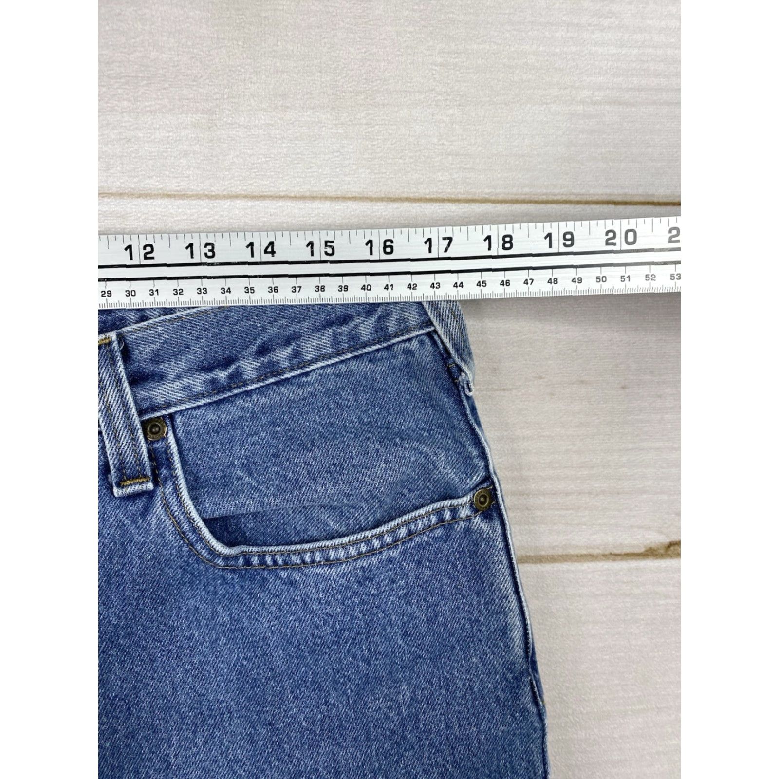 Carhartt VINTAGE Carhartt Jeans Mens 36x36 Med Wash Relaxed Fit Straight Blue Denim B460DPS Size US 36 / EU 52 - 7 Thumbnail