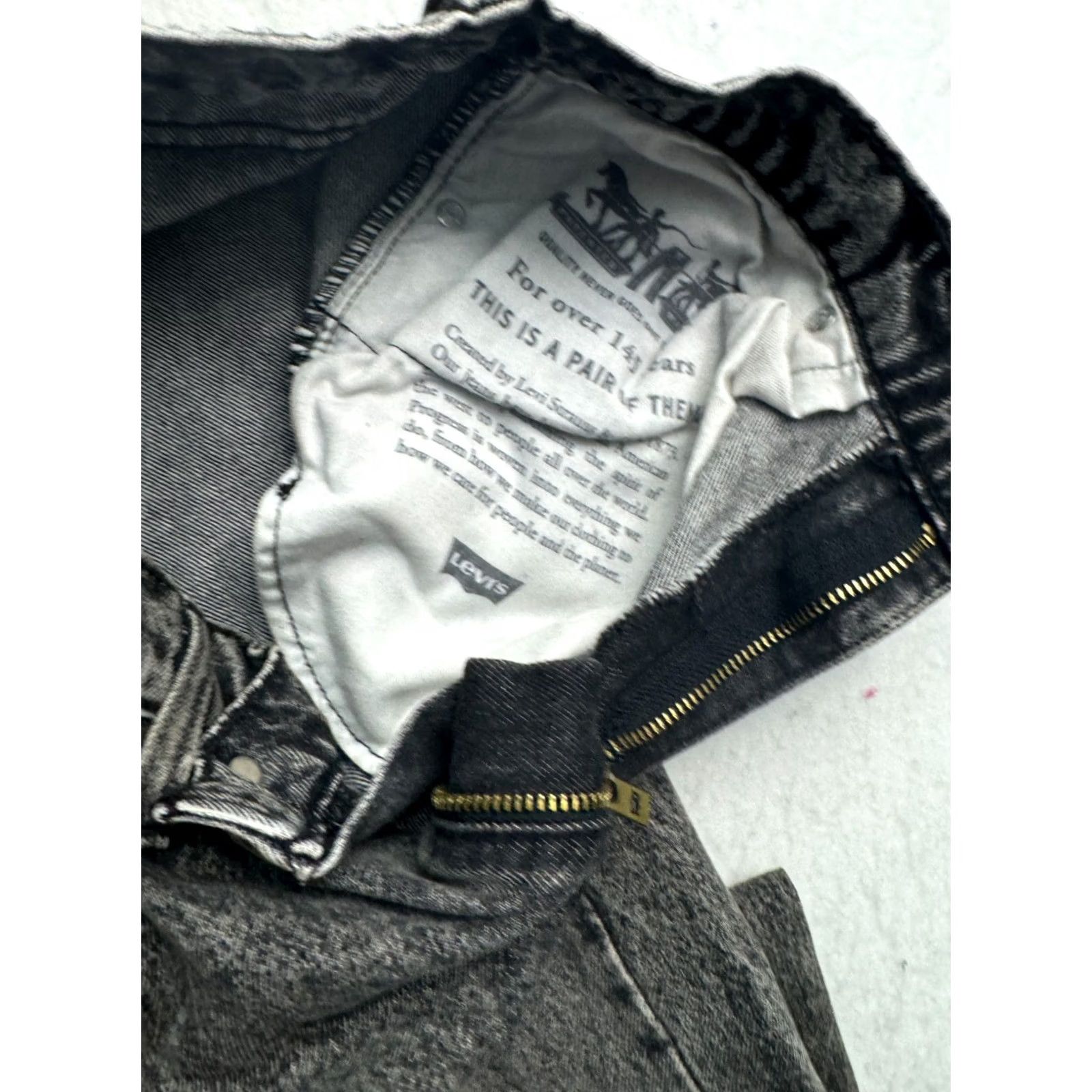 Levi's VINTAGE Levi's 512 Jeans Mens Black Acid Wash Denim Distressed Button Zip Closure 33x30 Slim Epics Size US 33 - 5 Thumbnail