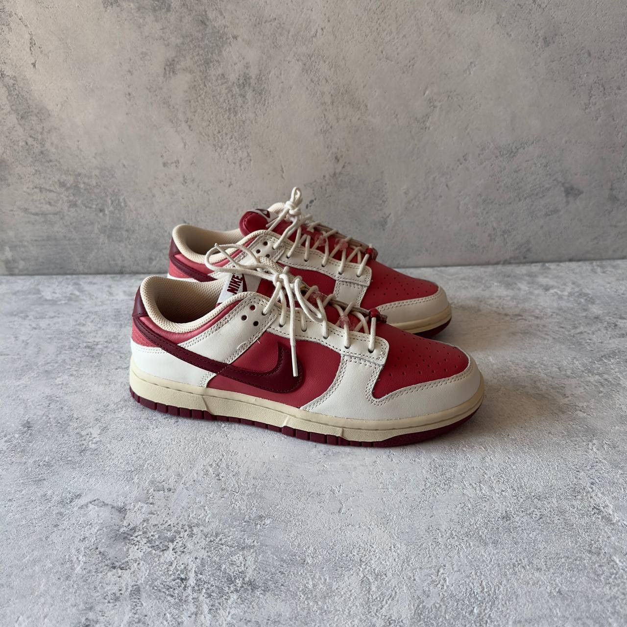Nike Nike Dunk Low 'Valentine's Day HF0736-161 Size 38,5 Size US 7.5 / IT 37.5 - 2 Thumbnail