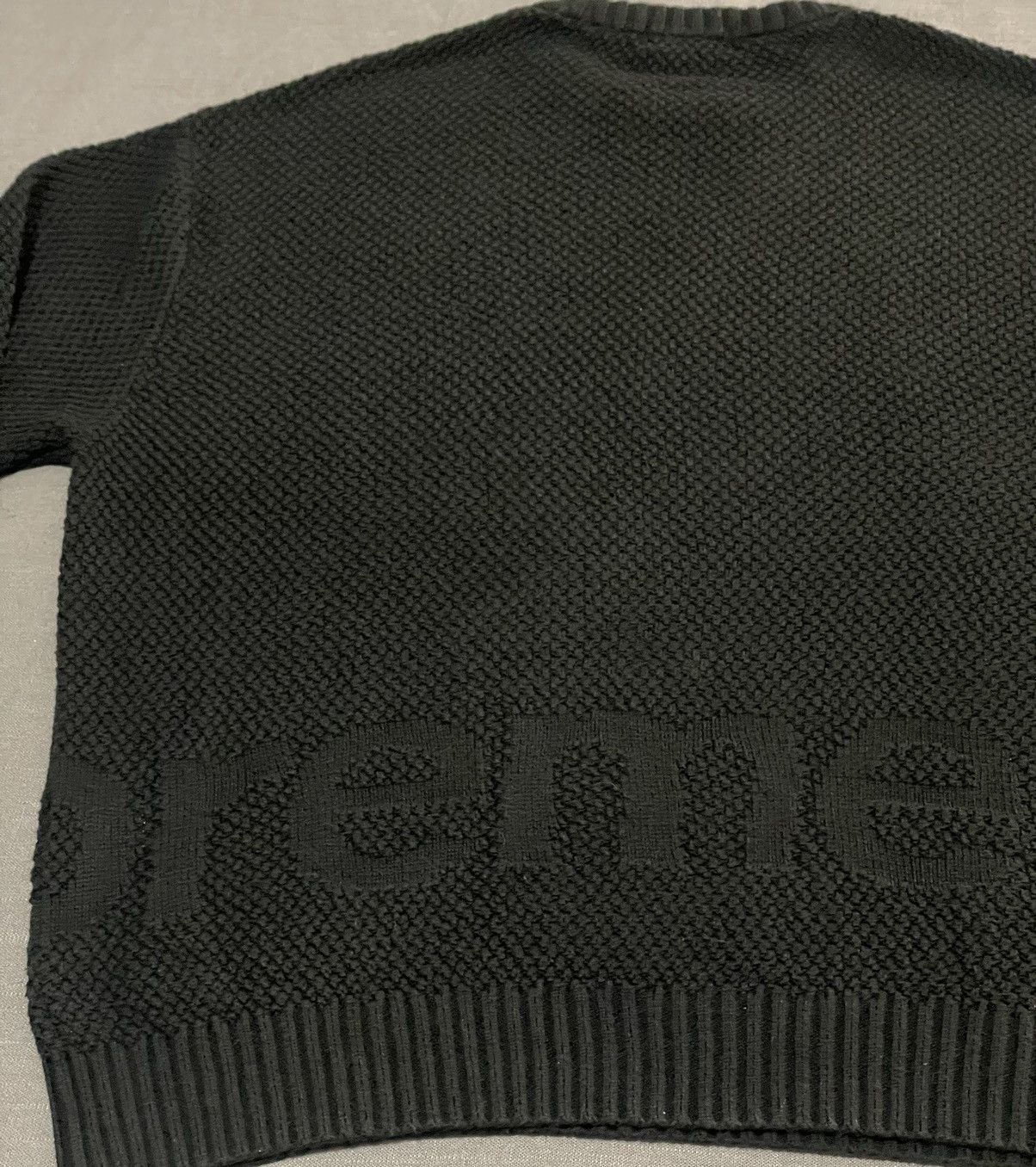 Supreme Supreme Textured Small Box Sweater - XL Size US XL / EU 56 / 4 - 6 Thumbnail