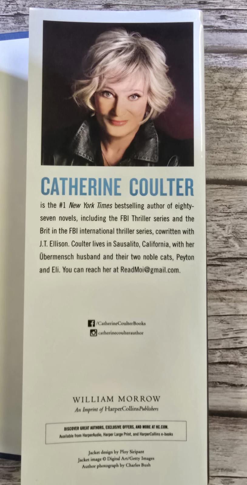 Designer Vortex: An FBI Thriller by Catherine Coulter Size ONE SIZE - 7 Thumbnail