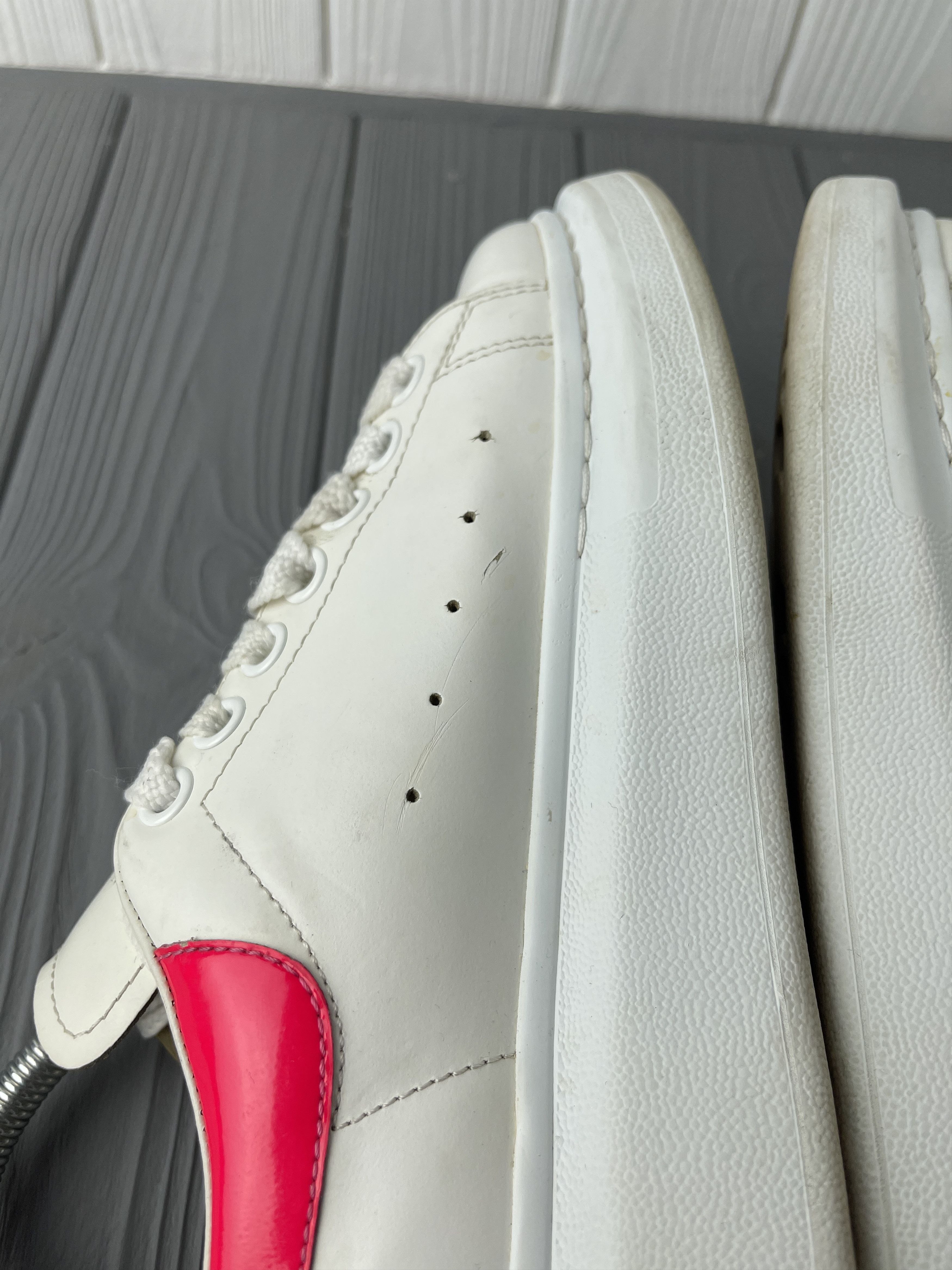 Alexander McQueen Alexander McQueen Leather Sneakers Size US 8 / IT 38 - 12 Thumbnail