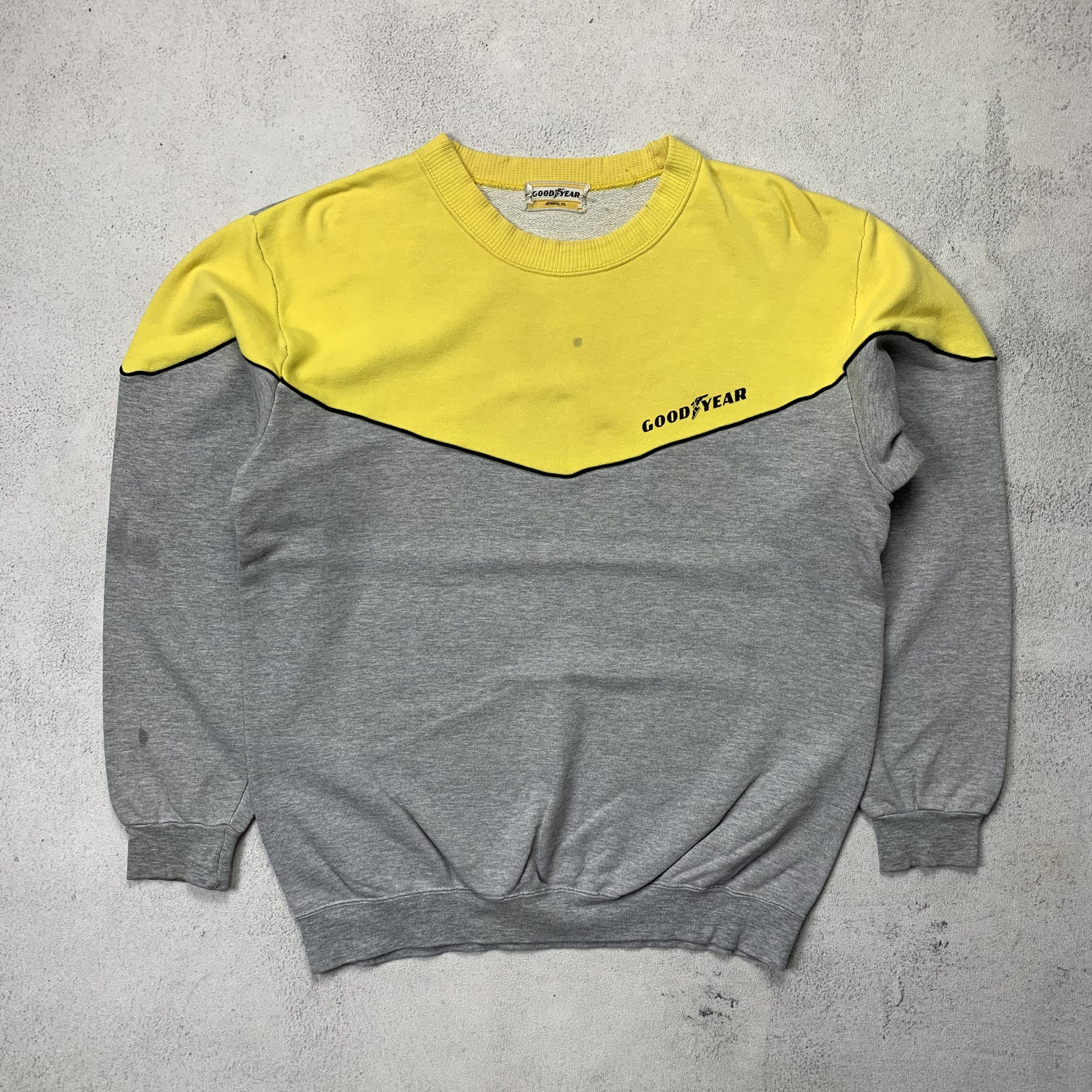 Vintage Vintage Goodyear Sweatshirt Crewneck Size US S / EU 44-46 / 1 - 2 Thumbnail