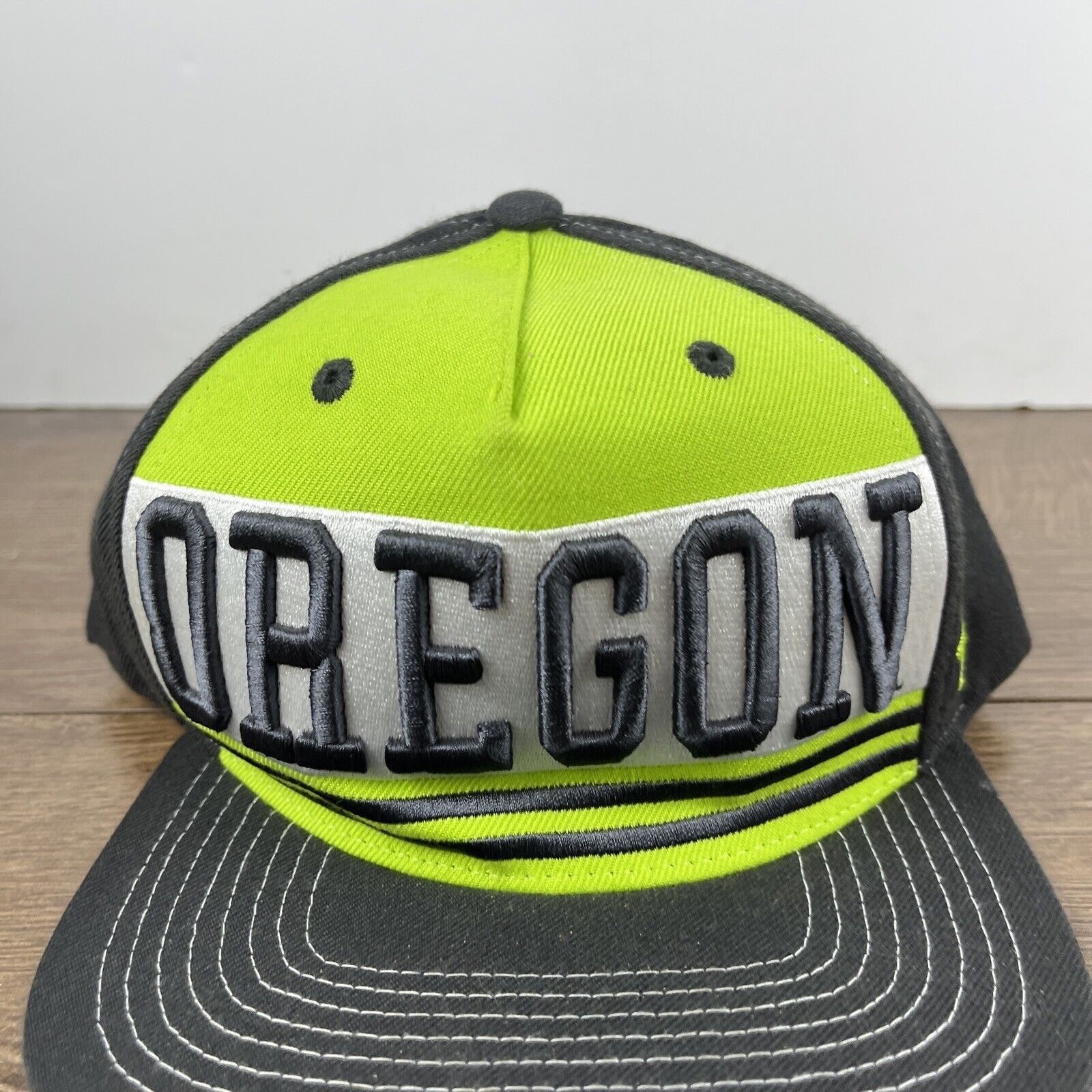 Other Oregon Ducks Gray Green Hat Snapback Green Adjustable Hat Ad Size ONE SIZE - 6 Thumbnail