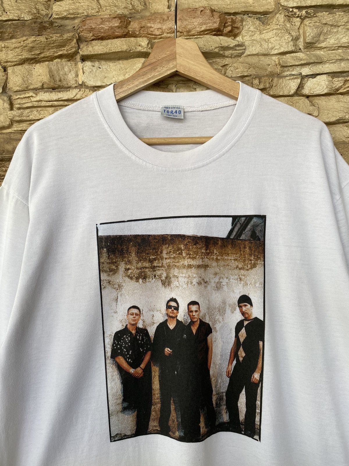Band Tees 🔥Very Rare 1987 Vintage U2 “The Joshua Tree” Album Band Tees Size US L / EU 52-54 / 3 - 4 Thumbnail