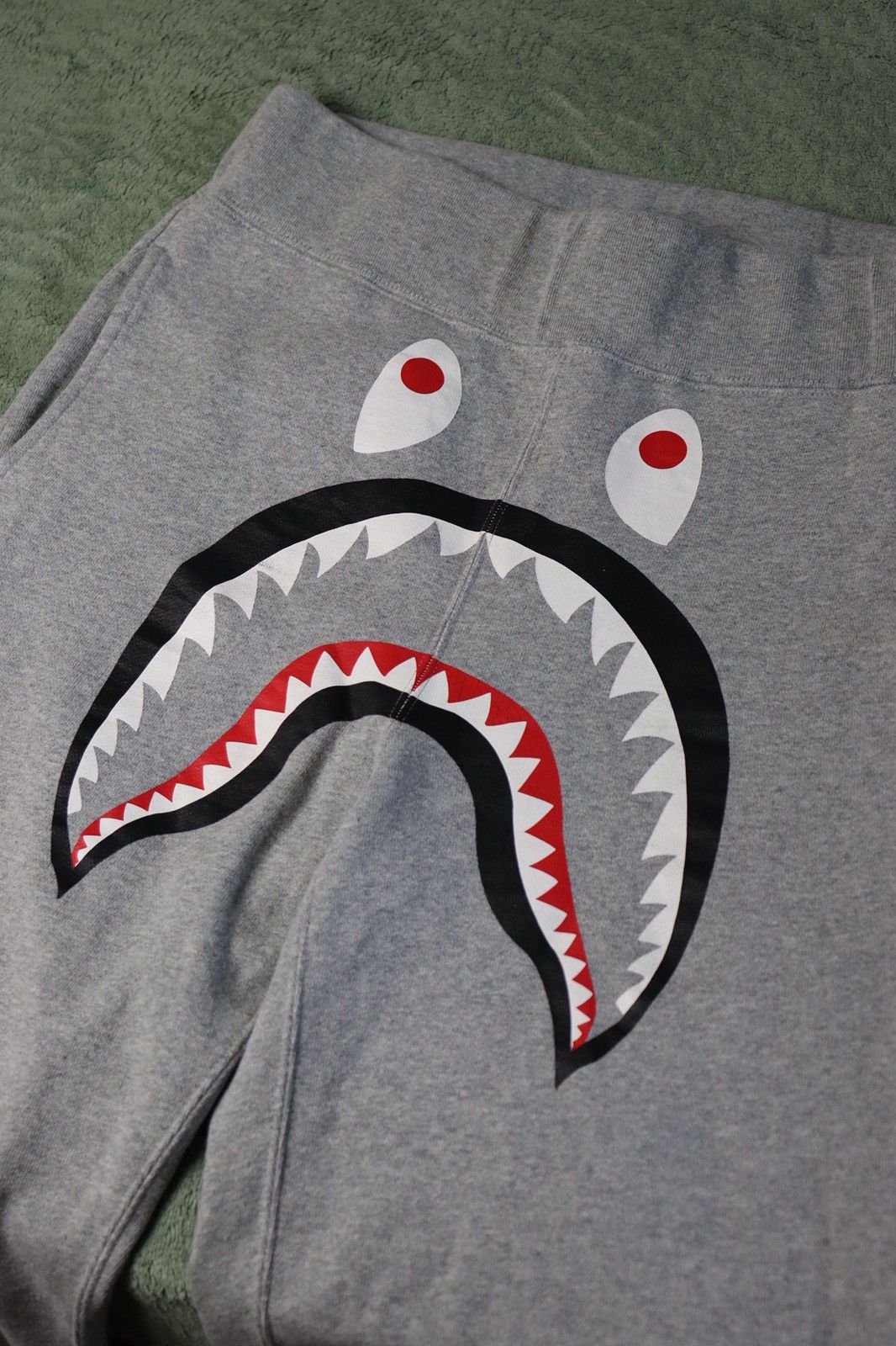 Bape Rare Bape Shark Sweatpants Grey Blue Camo Pocket Y2K Size S Size US 30 / EU 46 - 9 Thumbnail