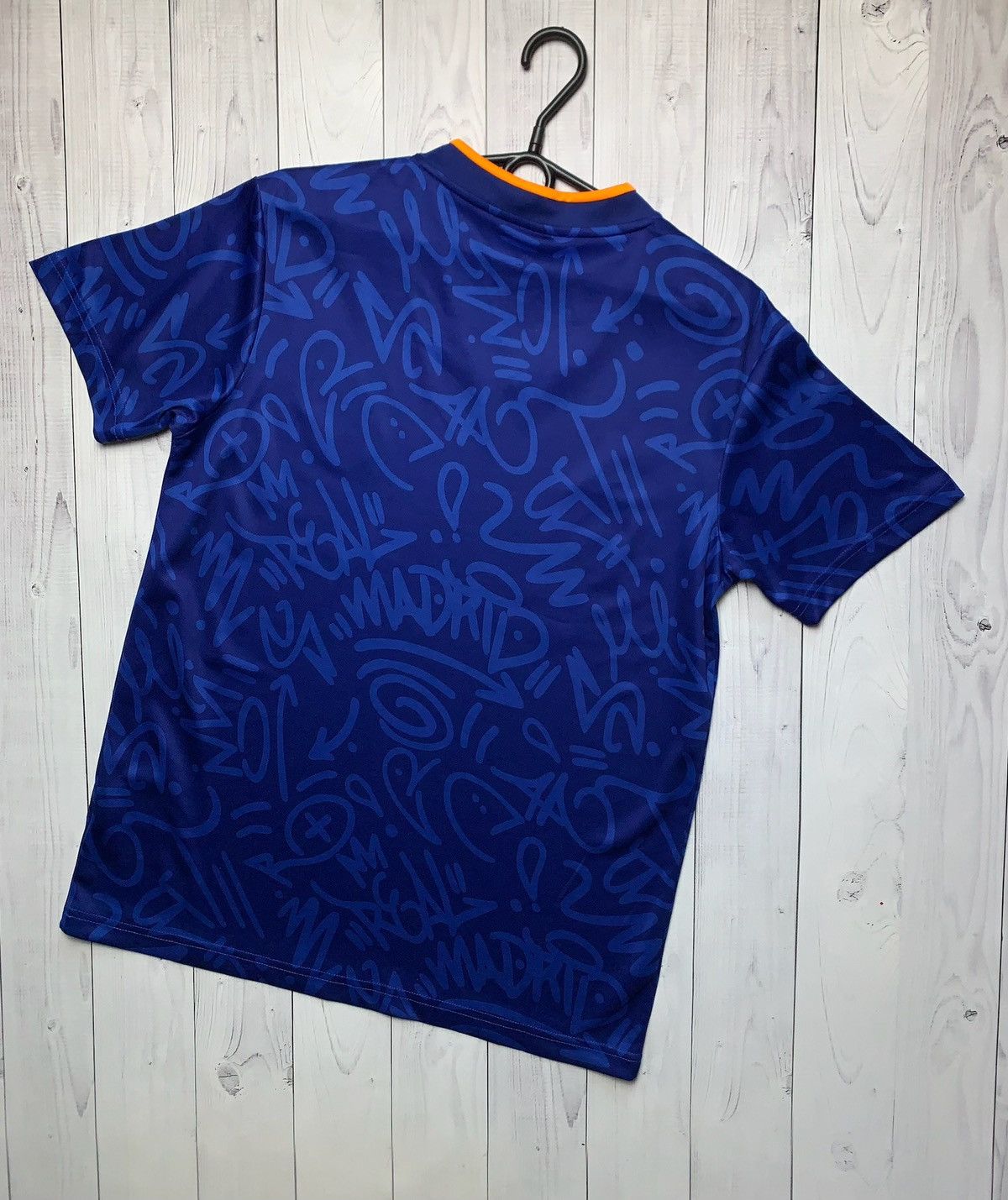 Vintage Real Madrid soccer tee blue rare away size M Size US M / EU 48-50 / 2 - 4 Thumbnail