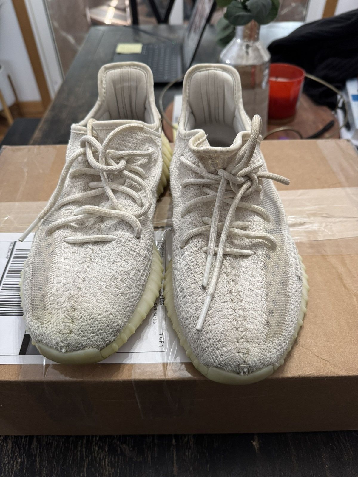 Adidas × Yeezy Yeezy boost 350 V2 Bone 8.5 Size US 8.5 / EU 41-42 - 2 Thumbnail