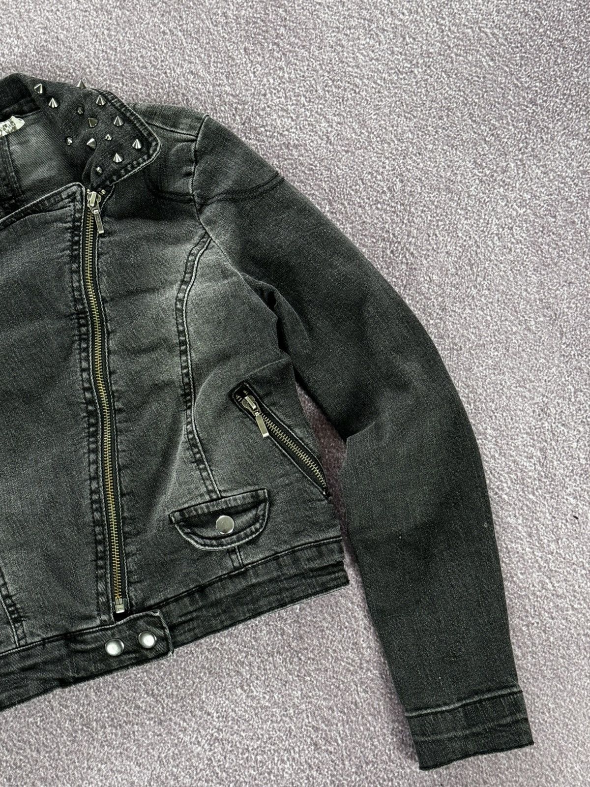 Japanese Brand 00s Aesthetic Grunge Punk Faded Assymetric Zip Jacket Size S / US 4 / IT 40 - 6 Thumbnail