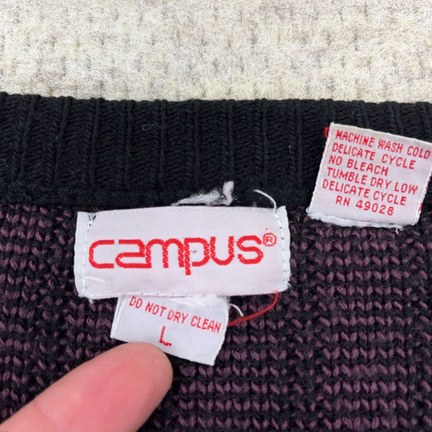 Vintage VINTAGE Campus Cardigan Sweater Men L Geometric Size US L / EU 52-54 / 3 - 4 Thumbnail