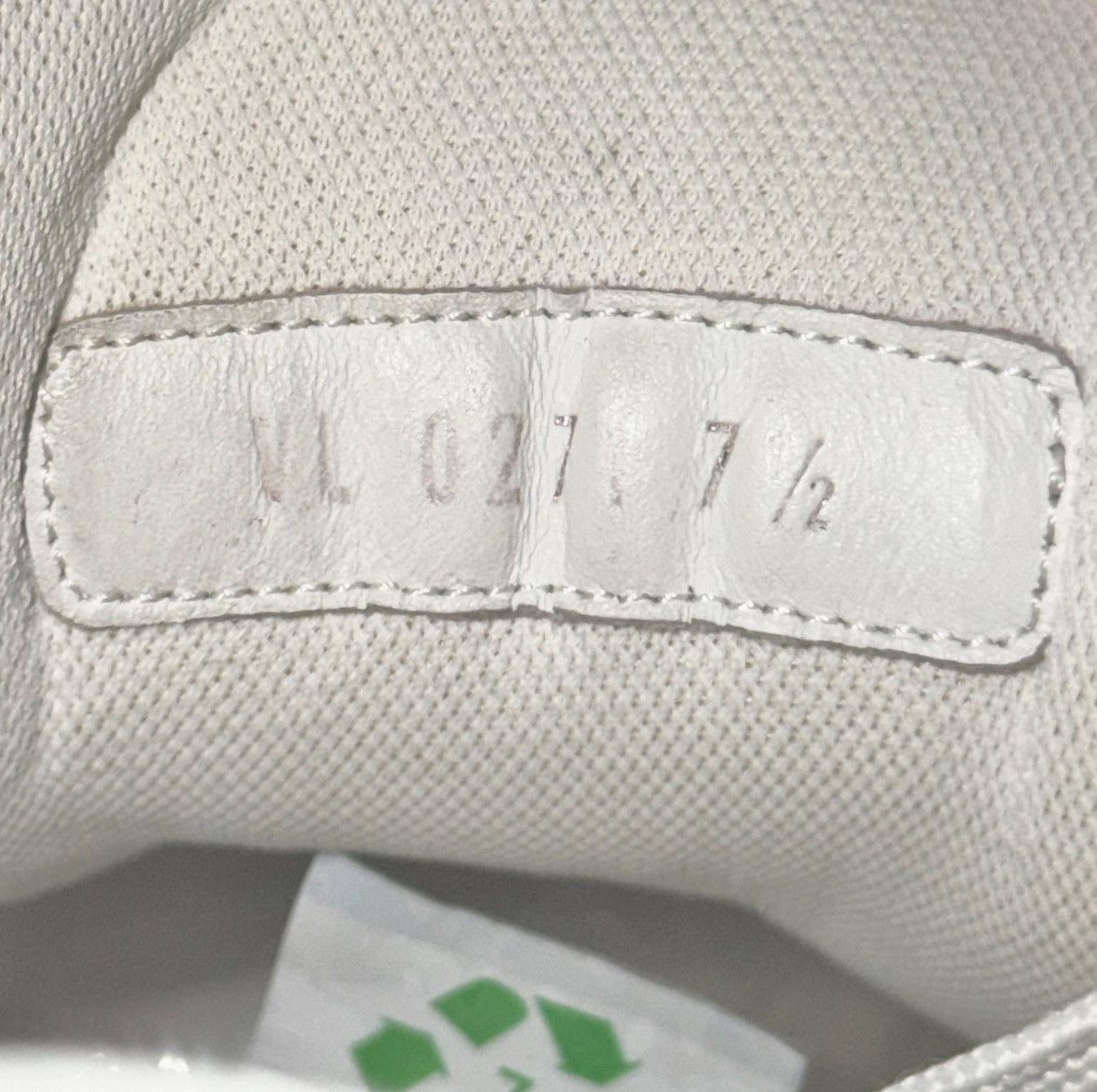 Louis Vuitton Louis Vuitton Training White Lowtop Sneakers 40 Men Size US 7.5 / EU 40-41 - 8 Thumbnail