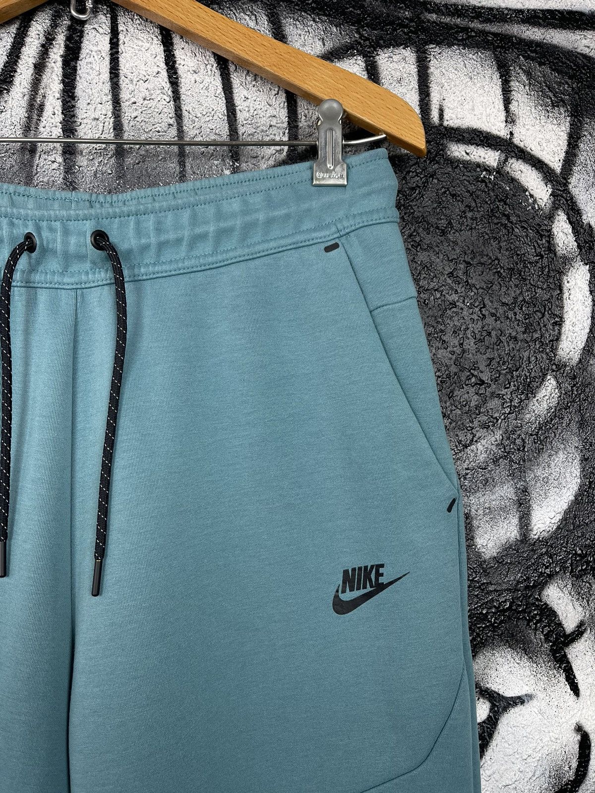 Nike Nike Tech Fleece Pants Men’s Size M Size US 32 / EU 48 - 4 Thumbnail