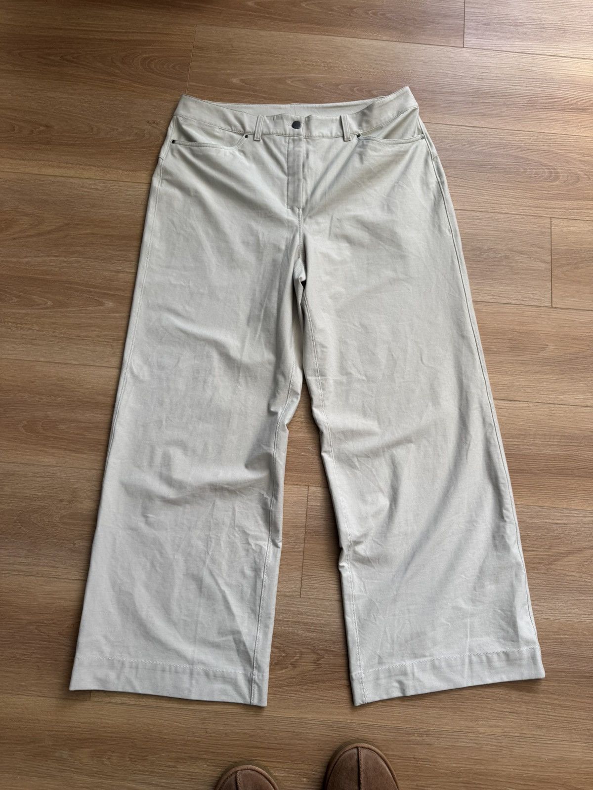 Lululemon Lululemon ABC Pants 36x30 Size US 36 / EU 52 - 1 Thumbnail
