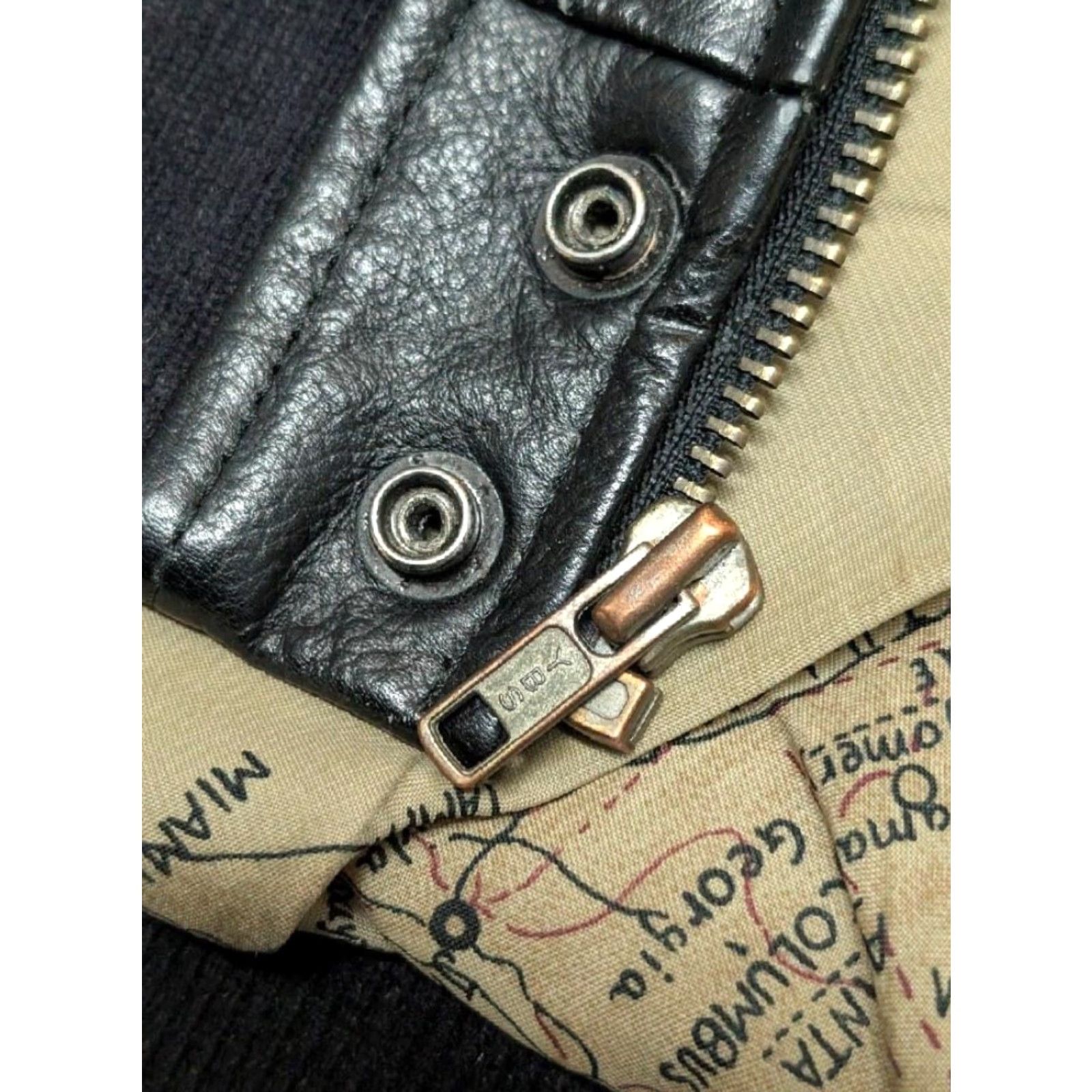 Vintage VINTAGE USAF Bomber Jacket Black Leather Cowhide Big 3X LOOSE FIT Mens Jacket Zip 28.5" Chest 26" Arm 28.5" Length 2XB 2XL Army USAF Size US XXL / EU 58 / 5 - 6 Thumbnail