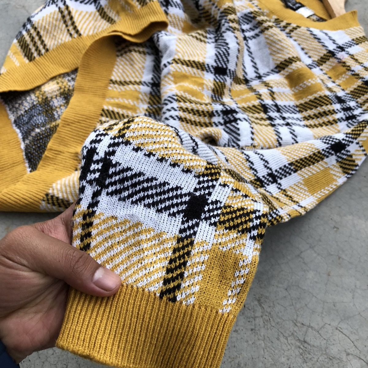 Japanese Brand 🔴Vintage Divided Knitt Pullover checkered Pattern Sweater Size US L / EU 52-54 / 3 - 4 Thumbnail
