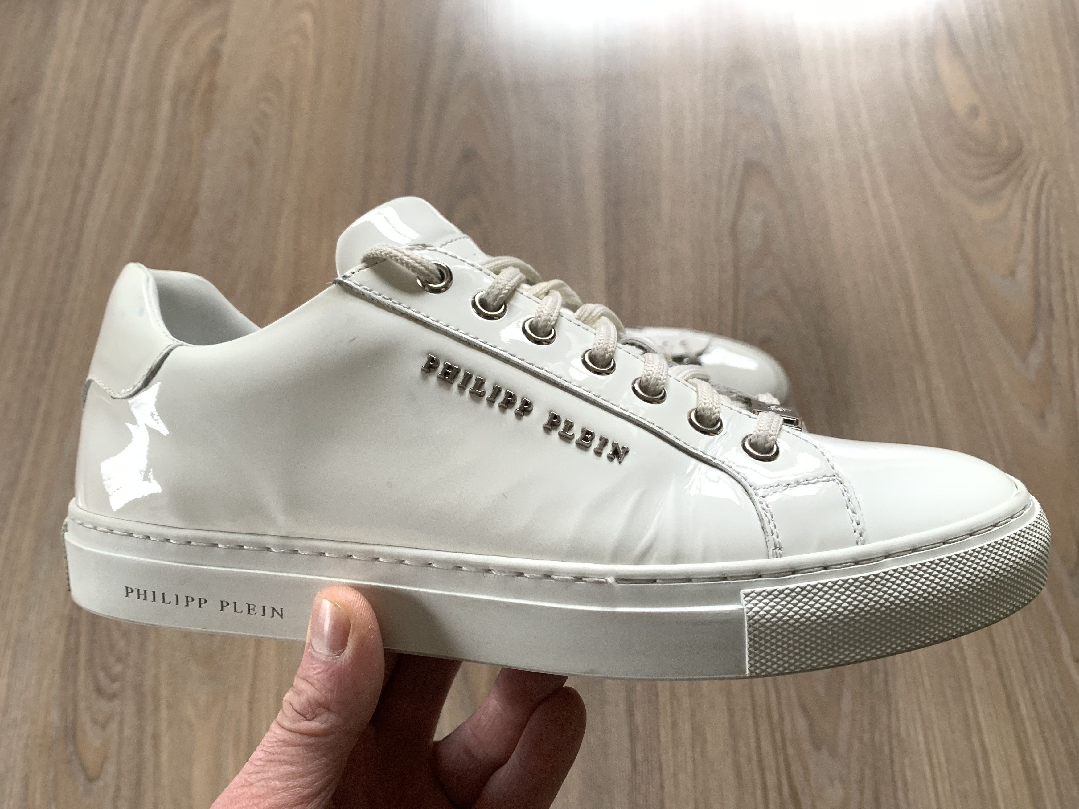 Philipp Plein Philipp Plein Patent White Leather Lo-Top Sneakers Size US 7.5 / EU 40-41 - 3 Thumbnail