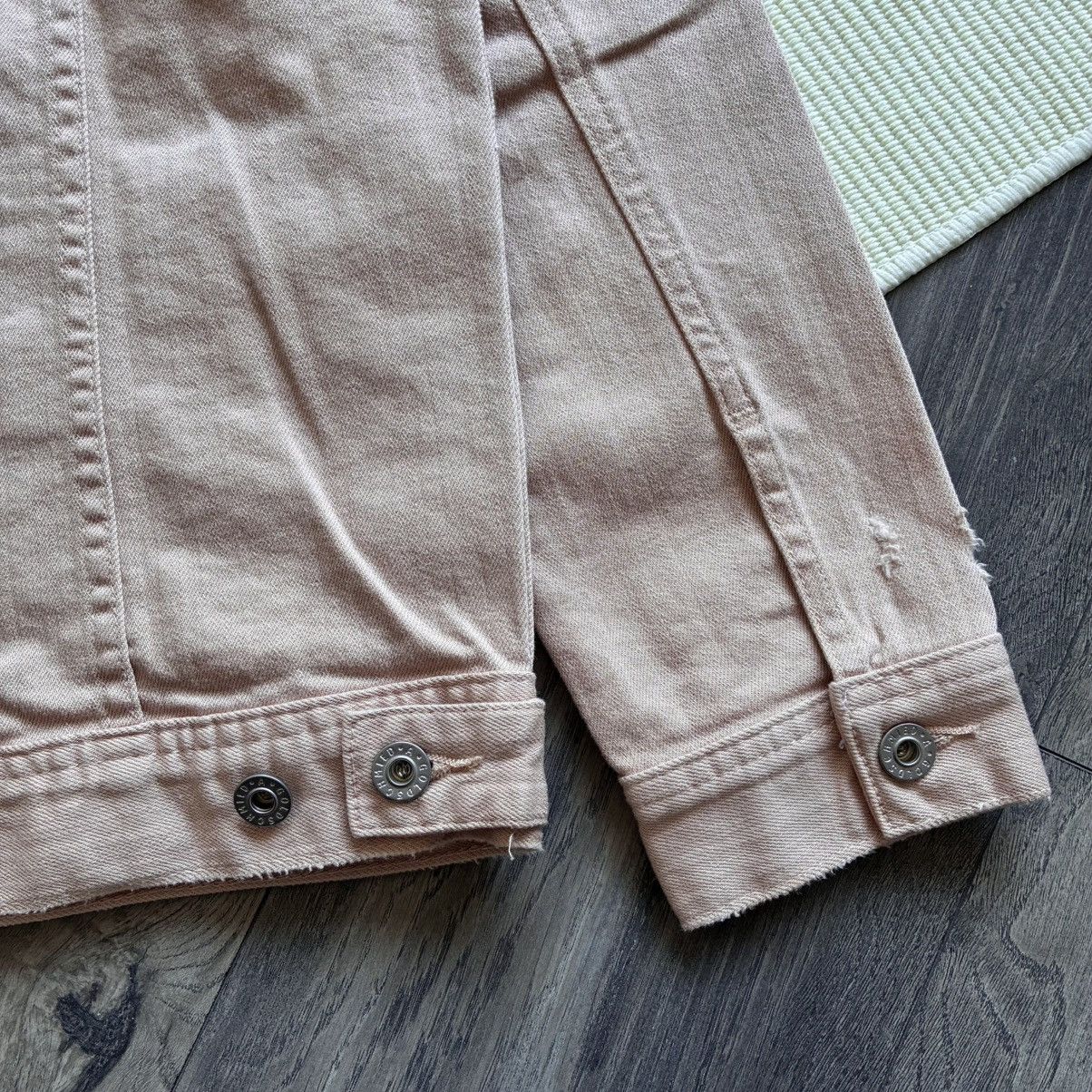 AG Adriano Goldschmied Adriano Goldschmied Nancy Faded Pink Denim Jacket Size S / US 4 / IT 40 - 9 Thumbnail
