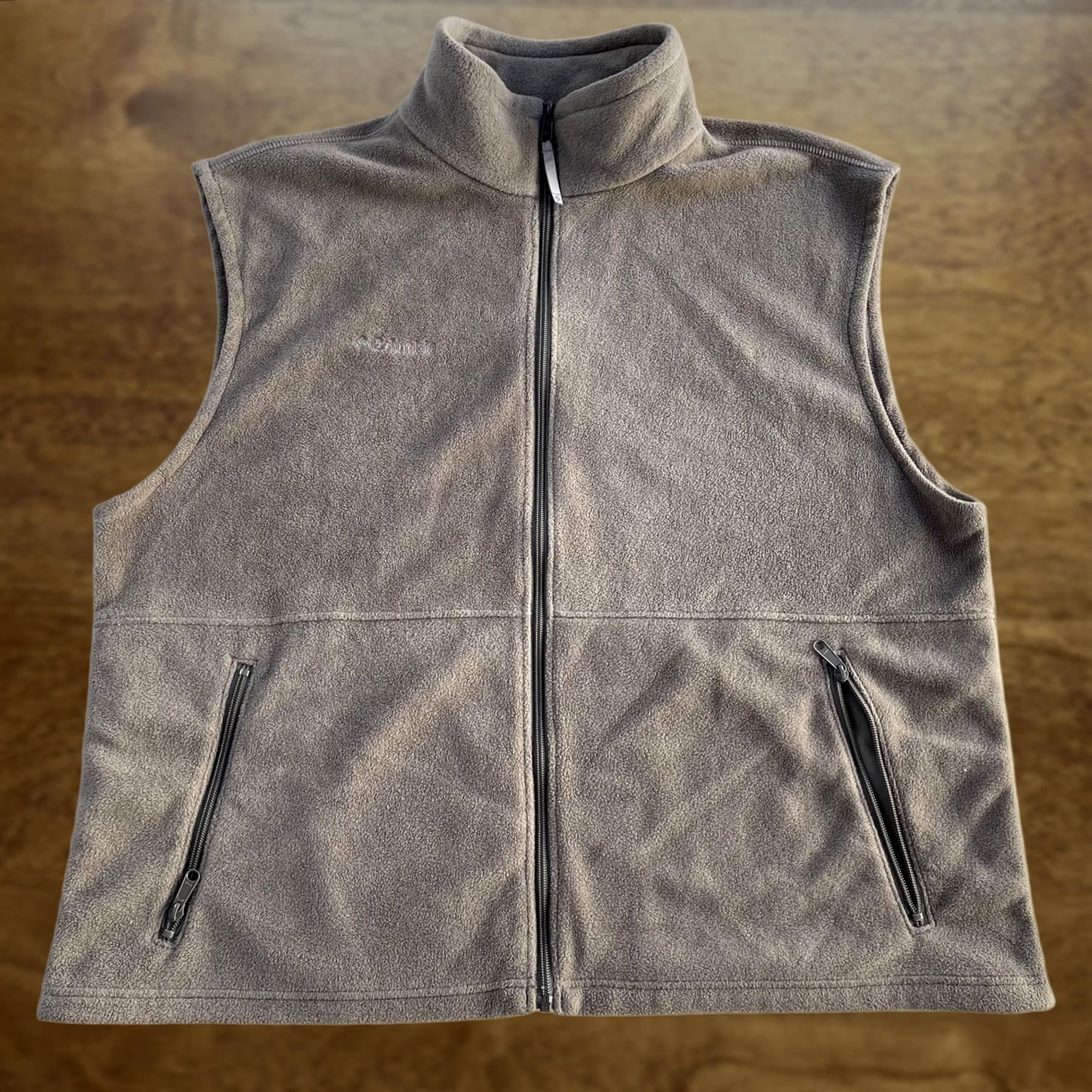 Vintage Columbia Vest Mens 2XL Brown Fleece Full Zip Pockets Outdoor Hiking XM1778-223 Size US XXL / EU 58 / 5 - 1 Thumbnail