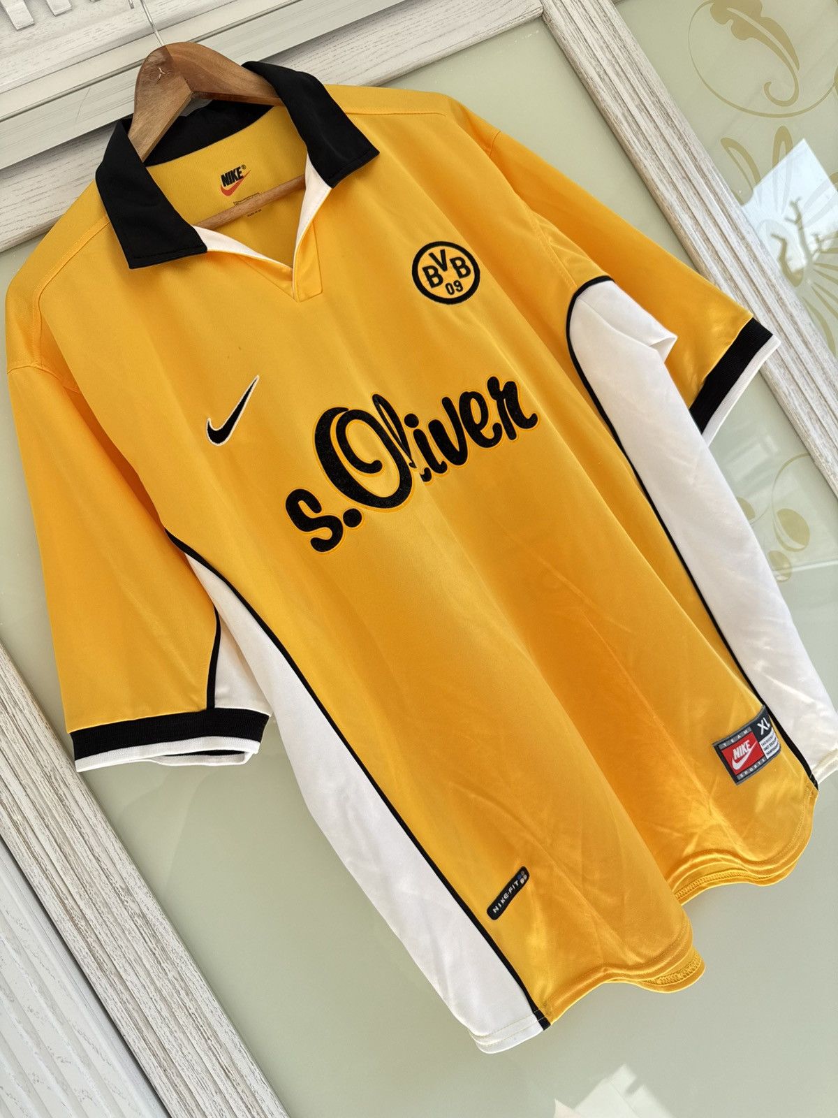 Nike Salou #30 Borussia Dortmund 1998-1999 Vintage Soccer Jersey Size US XL / EU 56 / 4 - 7 Thumbnail