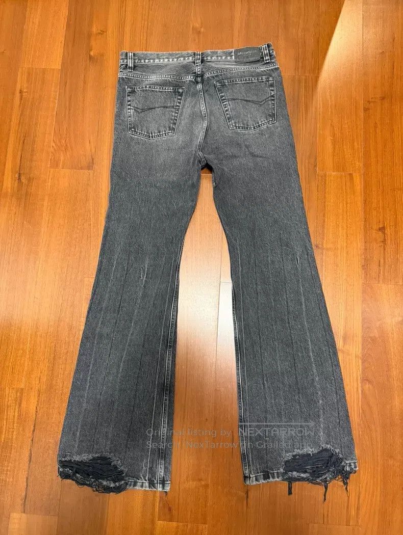 Balenciaga Balenciaga size S Washed Gray Flared Destroyed Denim Pants Size US 27 - 2 Thumbnail