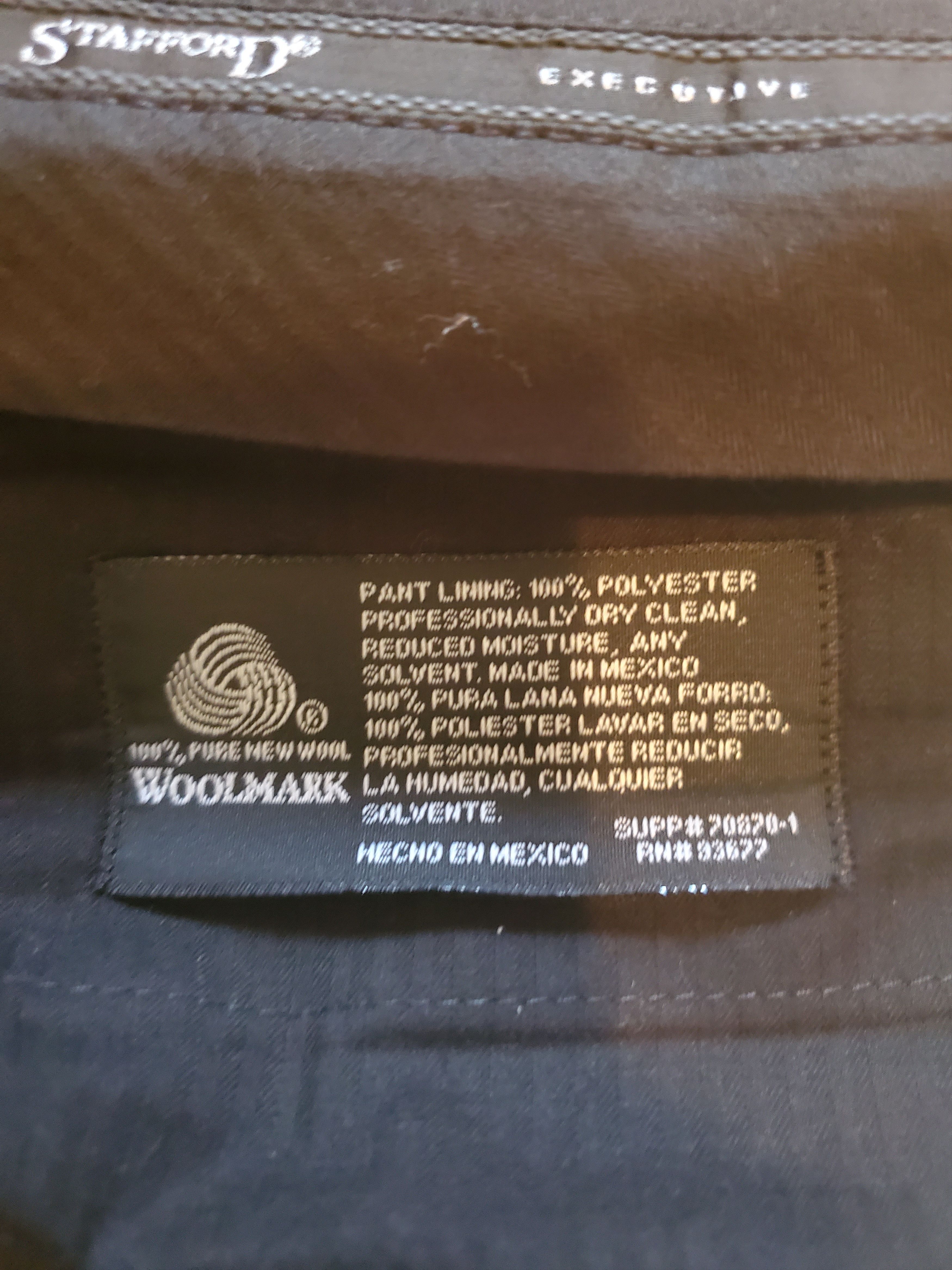 Stafford Classic Stafford 100% Wool Suit, Dark Gray - 38R / 30x32 Size 38R - 6 Thumbnail