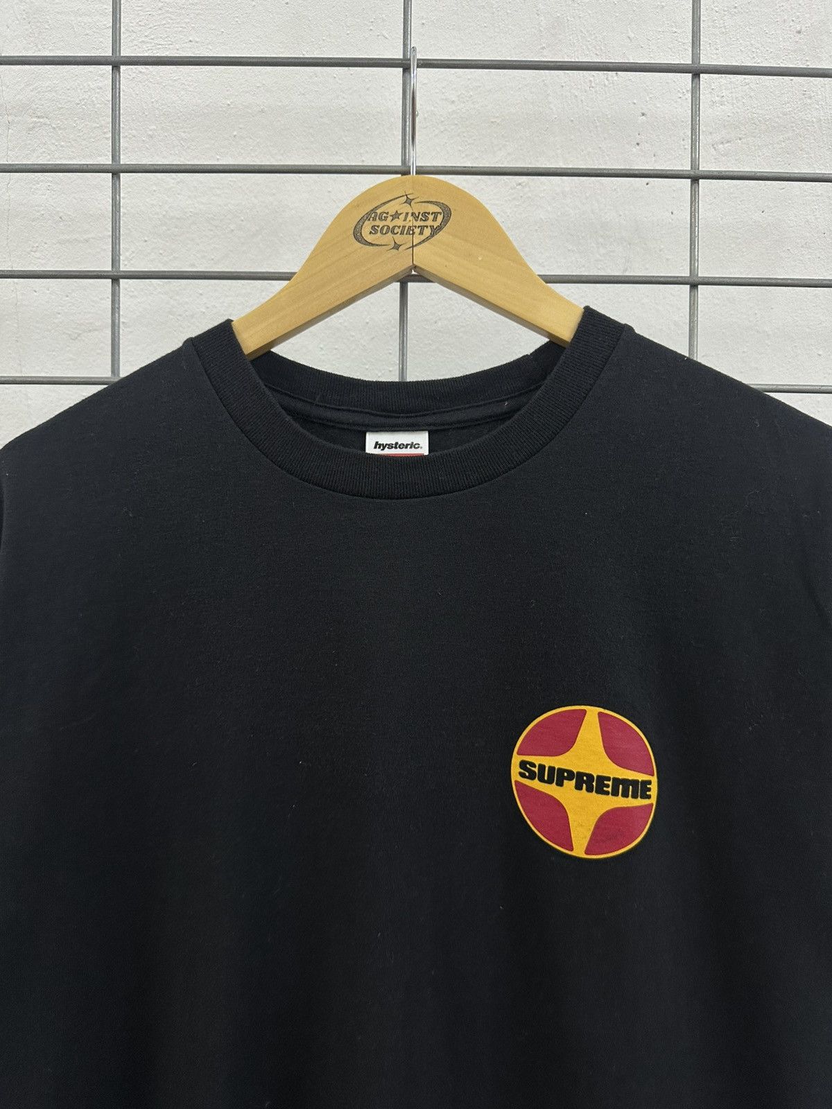 Hysteric Glamour × Supreme Supreme X Hysteric Glamour Pin Up Tee Size US M / EU 48-50 / 2 - 5 Thumbnail