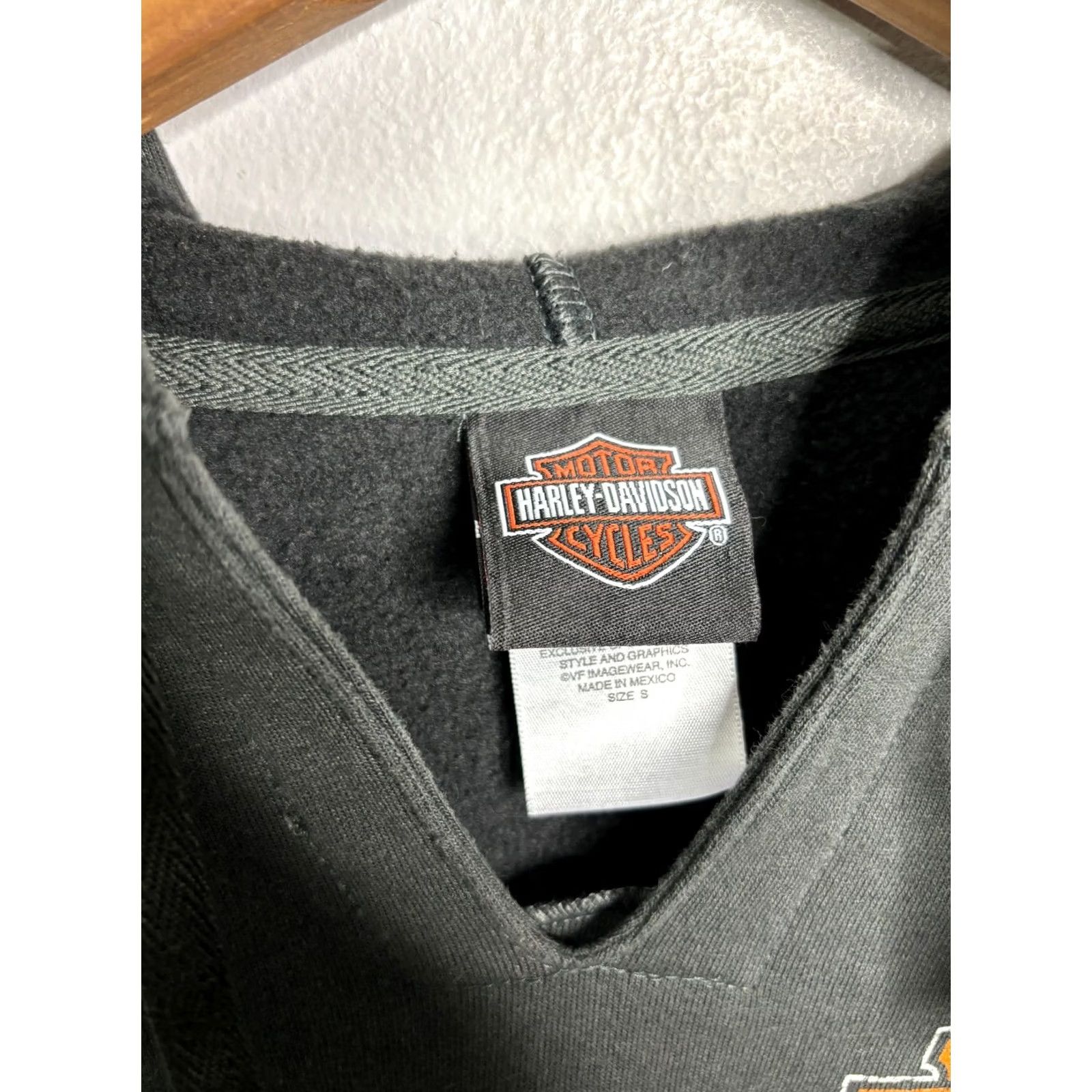 Harley Davidson Harley-Davidson V Neck Hoodie Sweater Pullover Women’s Small Green Knit Embroidered Logo Vintage 8/10 012424B109 Size S / US 4 / IT 40 - 4 Thumbnail