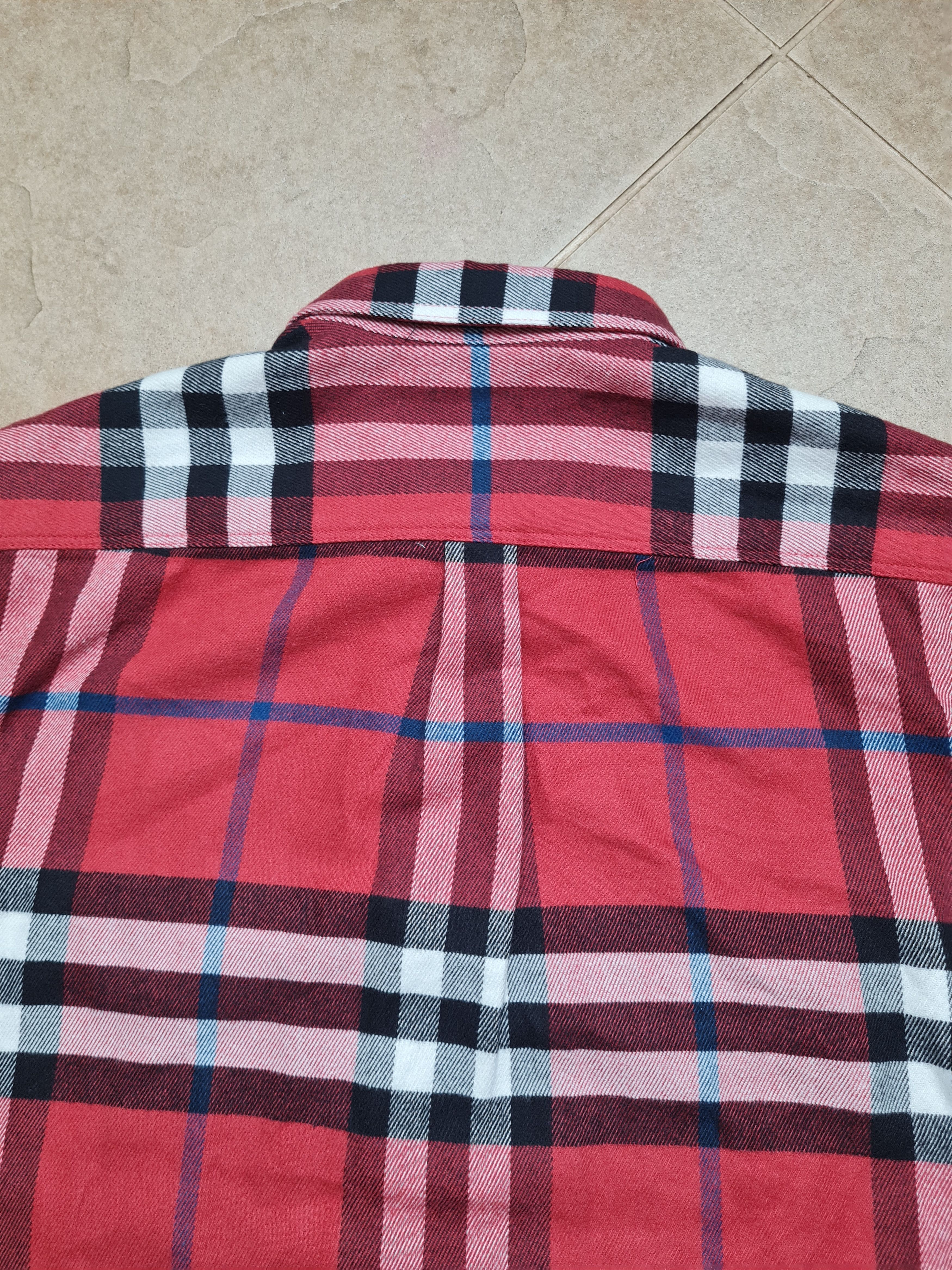 Burberry Burberry Nova Check Flannel Shirt Red Plaid Mens Button Up Size US M / EU 48-50 / 2 - 10 Thumbnail