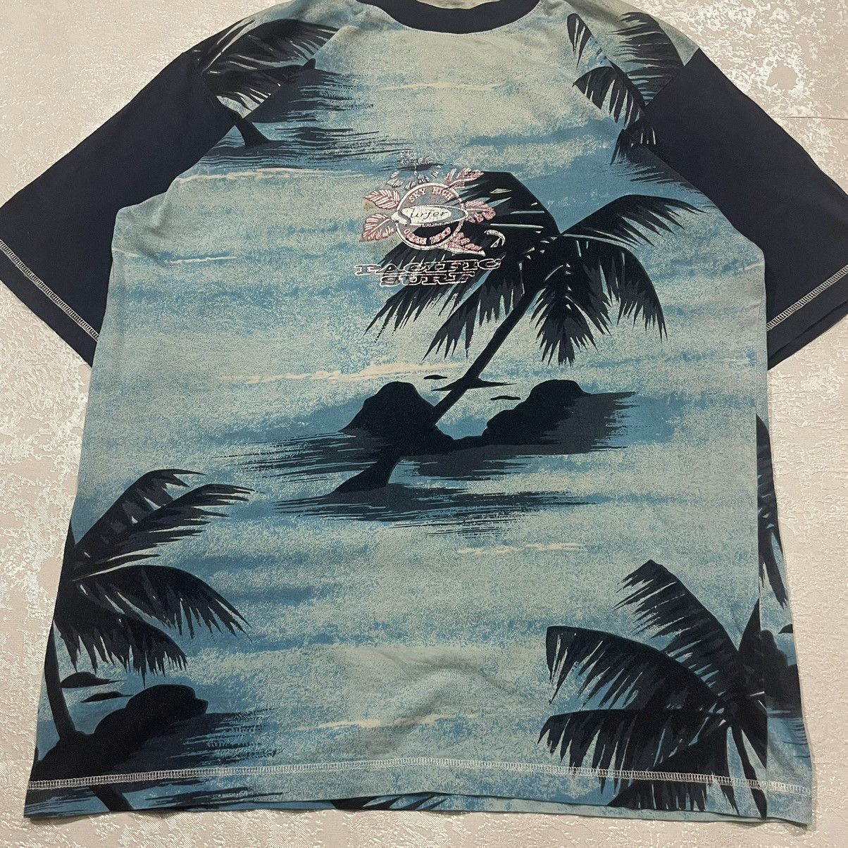 Ocean Pacific Vintage 90s Pacific Surf Sky High All Overprint Miami T shir Size US XL / EU 56 / 4 - 4 Thumbnail