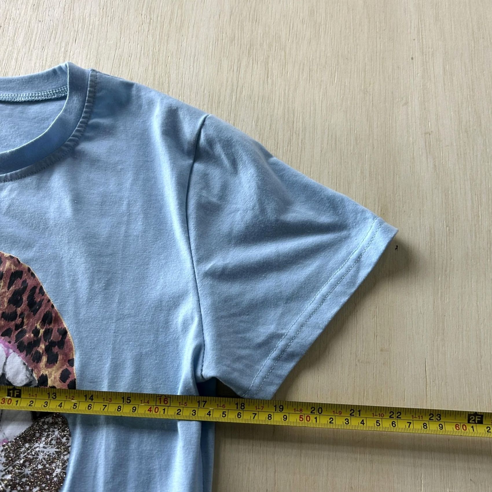 Vintage Leopard Lips Shirt Womens M Blue Animal Print Glitter Graphic Tee T-Shirt Size M / US 6-8 / IT 42-44 - 5 Thumbnail