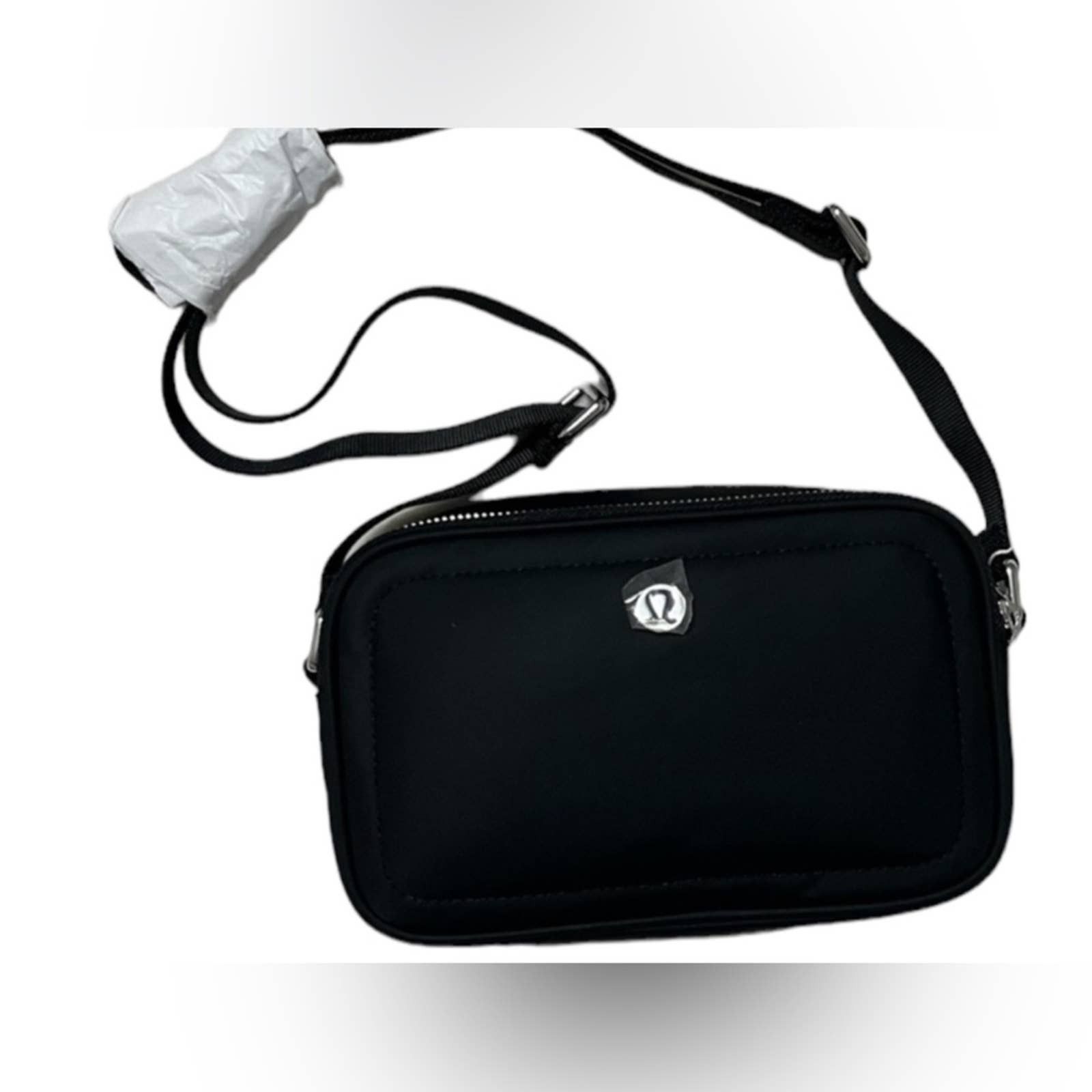Lululemon Lululemon Crossbody Camera Bag 2L Grailed