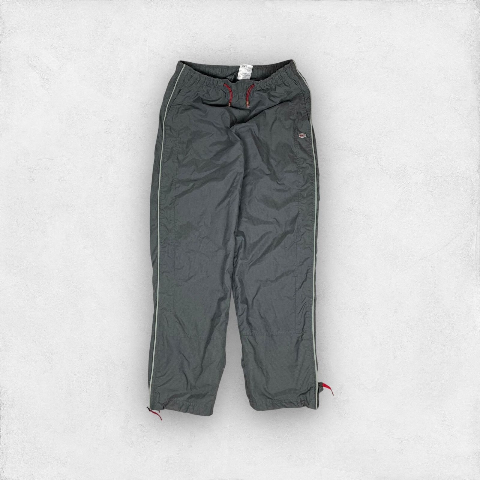Nike × Vintage Nike TN Men's Gray Swoosh Ankle Zip Straight Rain Pant Small Size US 30 / EU 46 - 1 Thumbnail