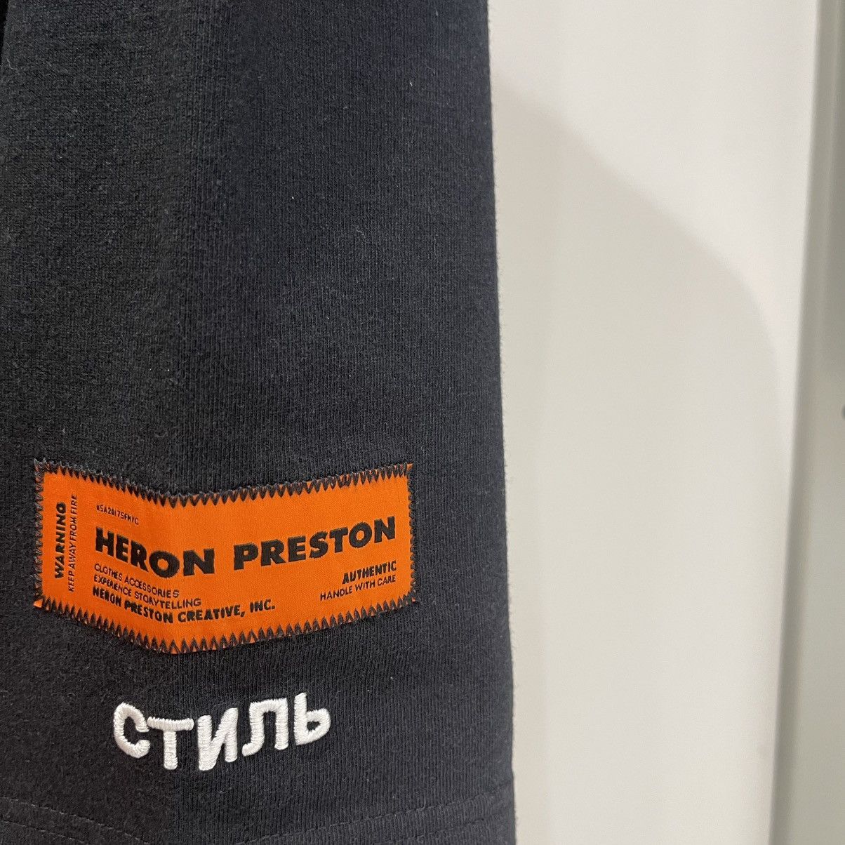 Heron Preston Heron Preston Gum Long Sleeve Size US L / EU 52-54 / 3 - 4 Thumbnail
