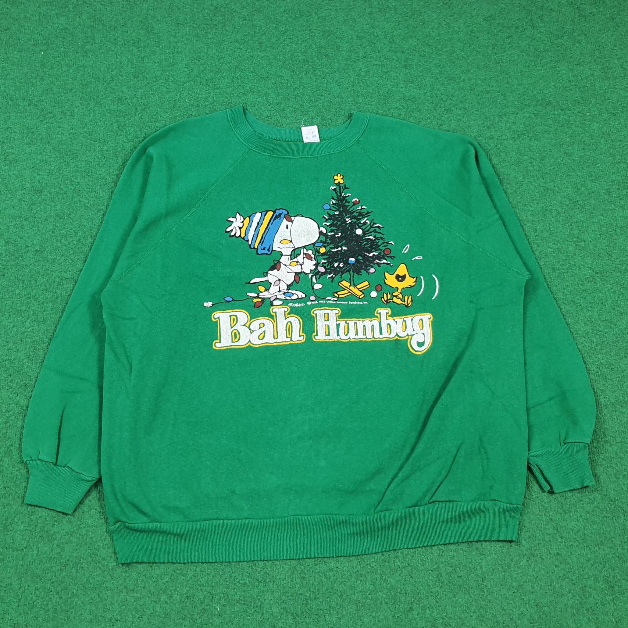 Vintage Vintage 90s Bah Humbug Christmas Sweatshirt C302N9 Size US XXL / EU 58 / 5 - 1 Thumbnail